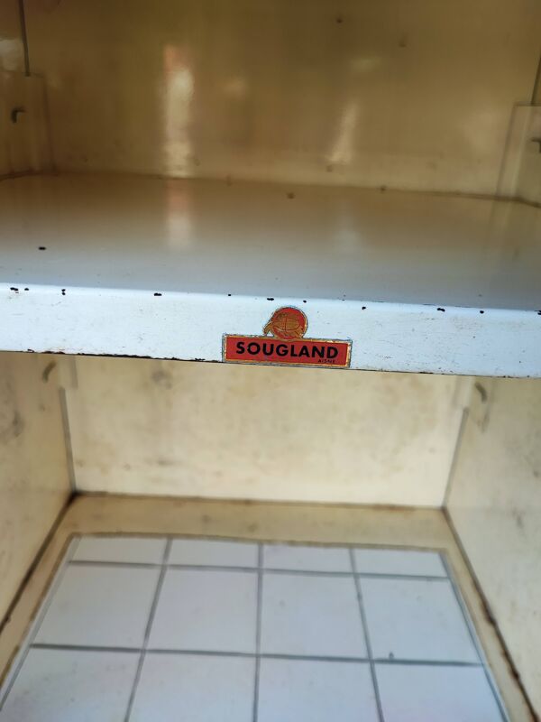 Meuble armoire de cuisine métallique