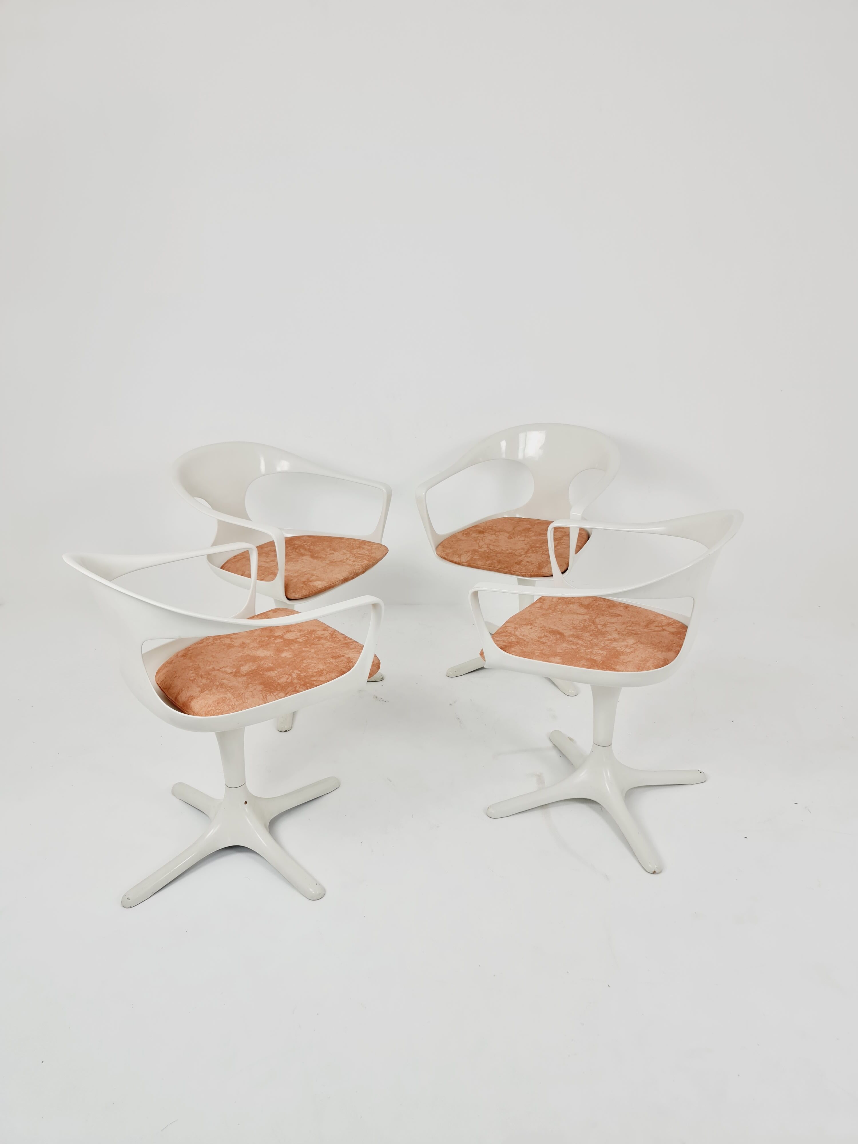 Set space age par Konrad Schäfer pour Interlübke