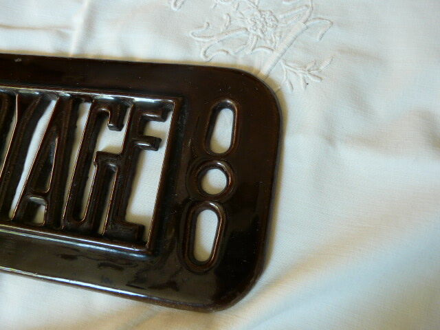 pediment enamelled plate CLEANING brown cast iron