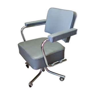 Wheeled office chair circa 1950/60