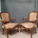 Paire de fauteuils de style Louis XV