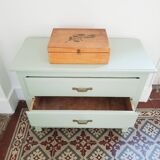Small chest of drawers