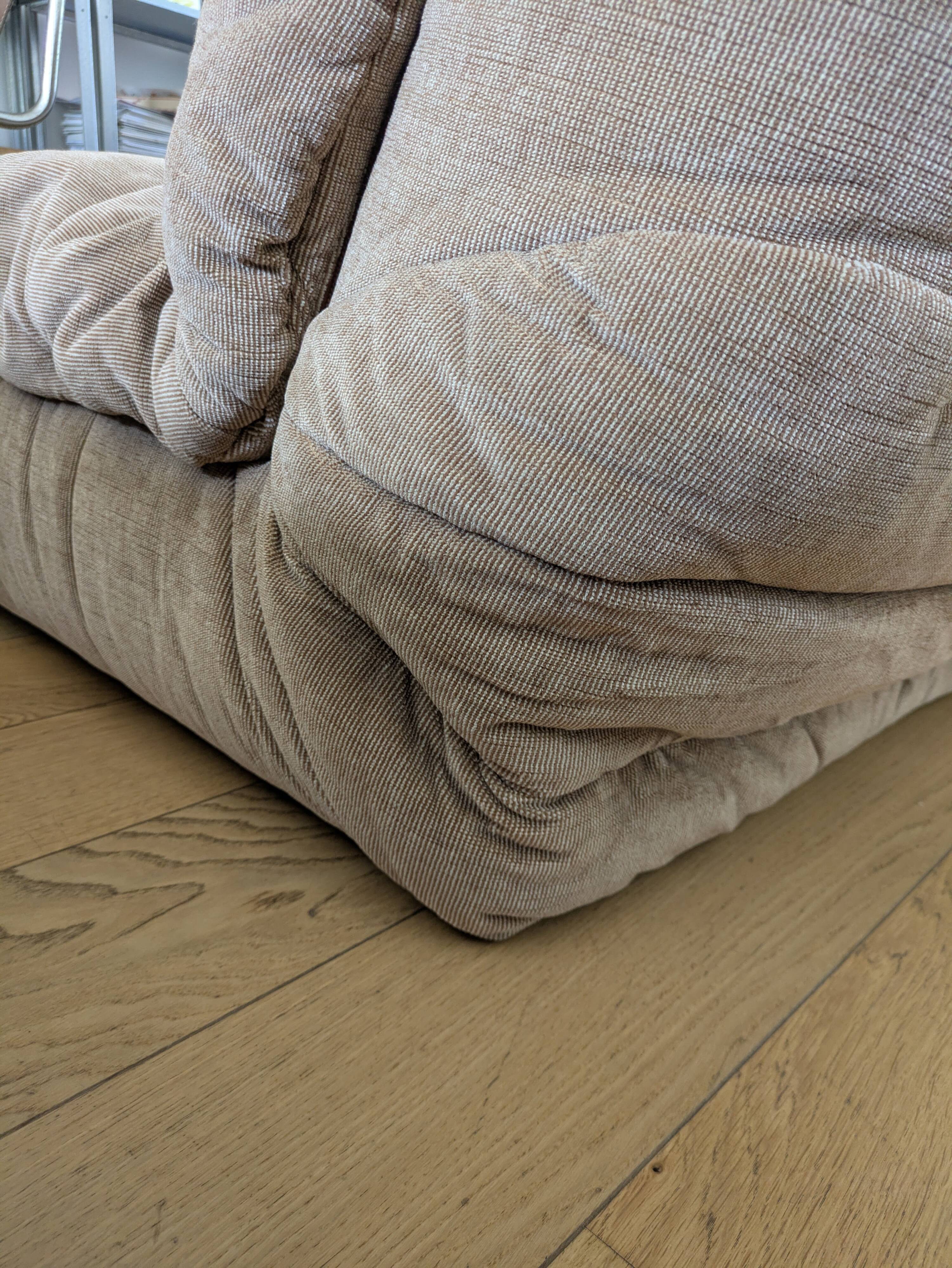 Cinna brand Gao sofa by Jean-Paul Laloy