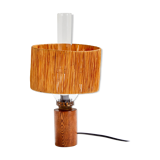 Table lamp with raffia shade