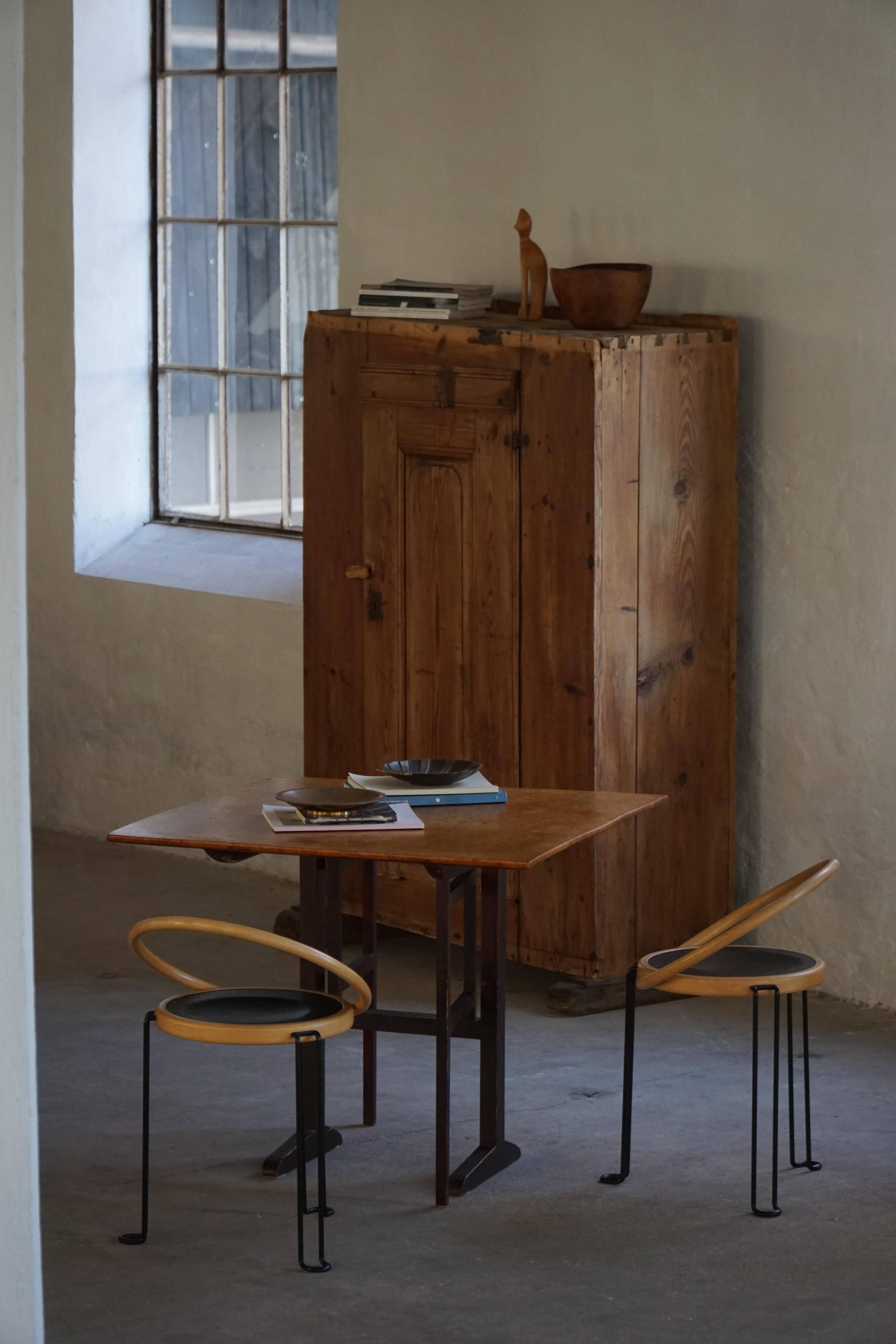 Set of 4 sculptural dining chairs "Oblado" by Børge Lindau, modern Scandinavian, 1980.