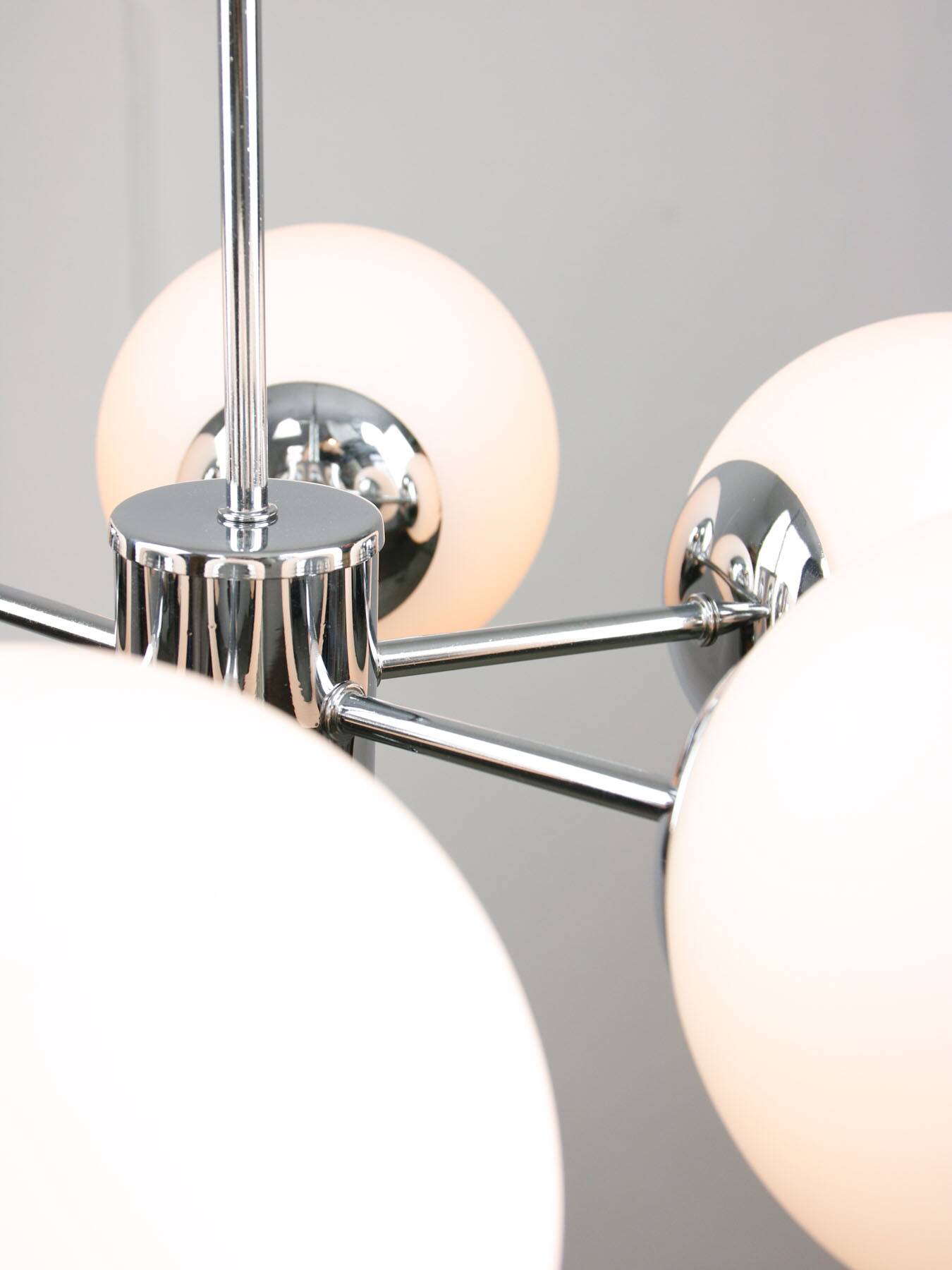 Space Age Italian Sputnik Chrome and Opaline Chandelier, 1970s