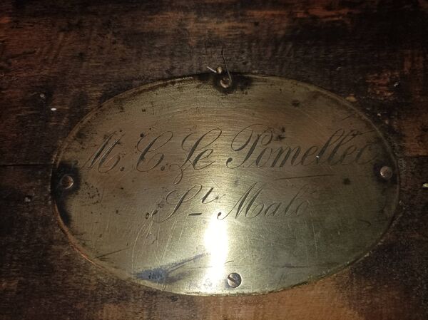 Coffre malle Capitaine Pomellec