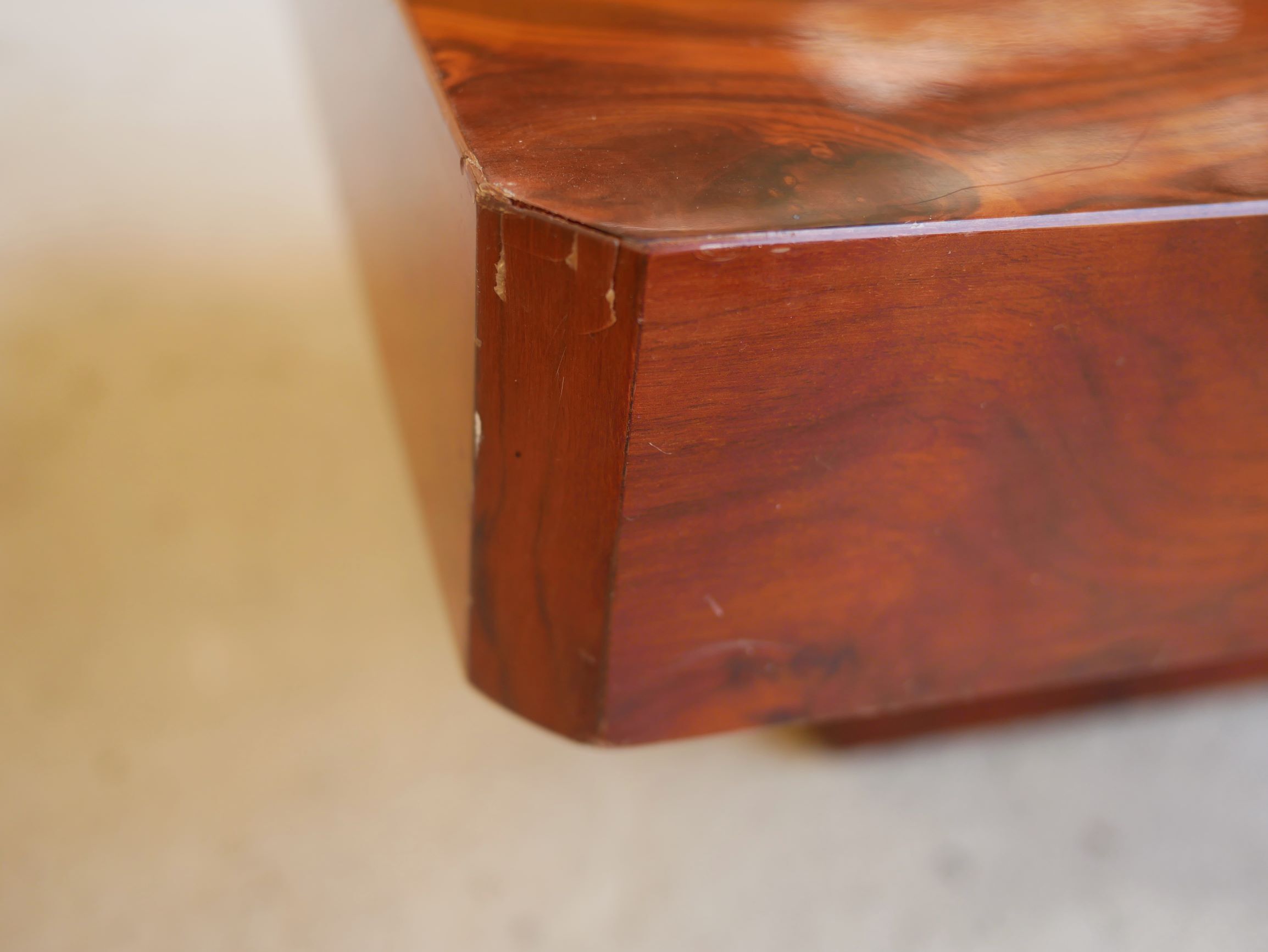 Table basse vintage en palissandre