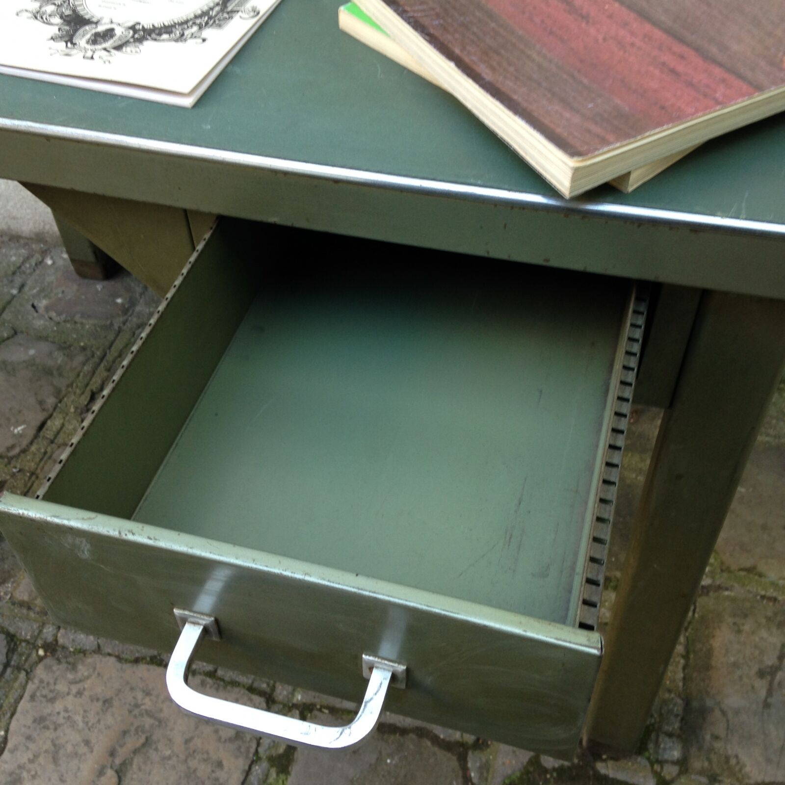 Yac industrial office