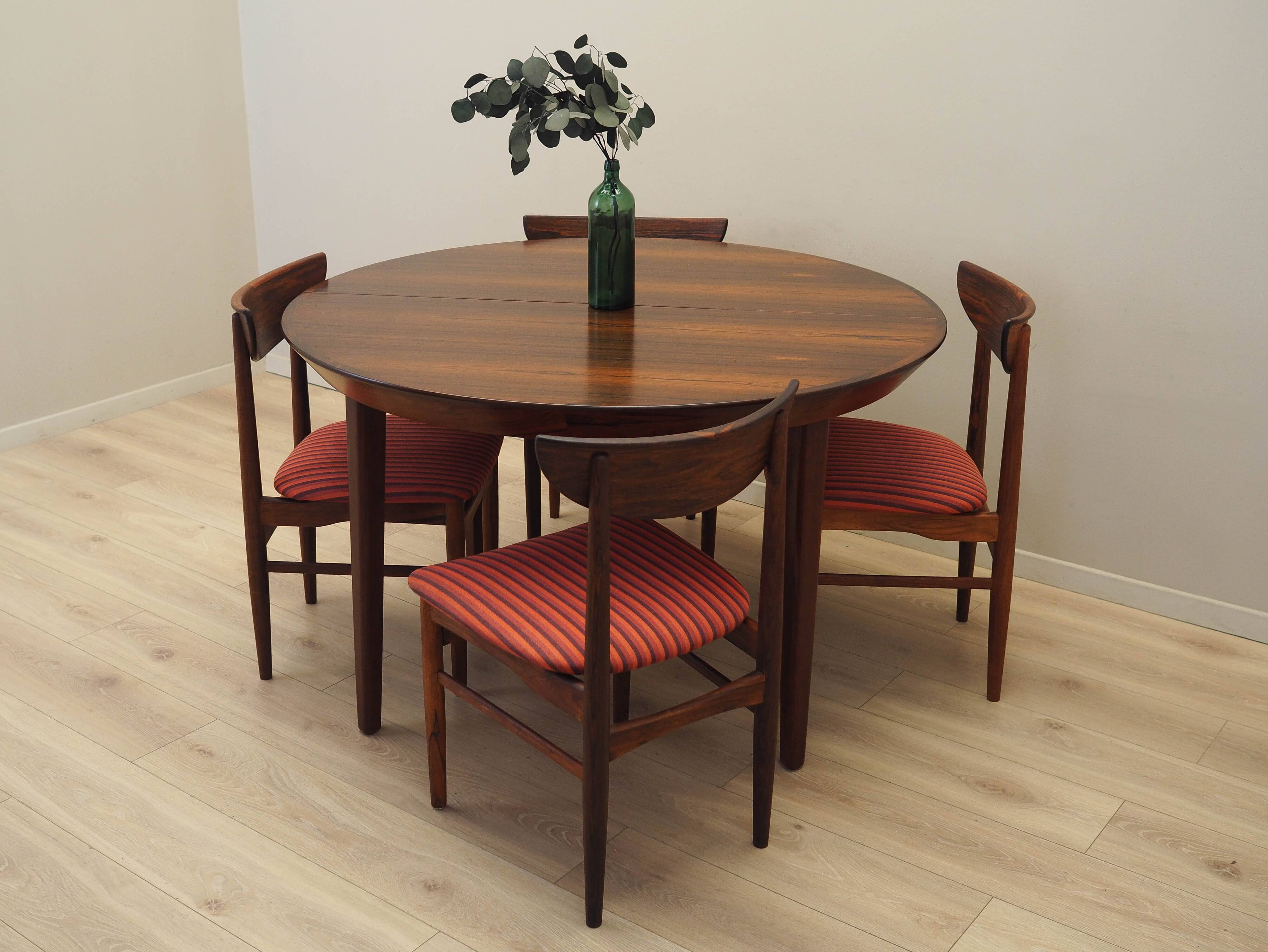 Round rosewood table, Danish design, 1960s, manufacturer: Gudme Møbelfabrik