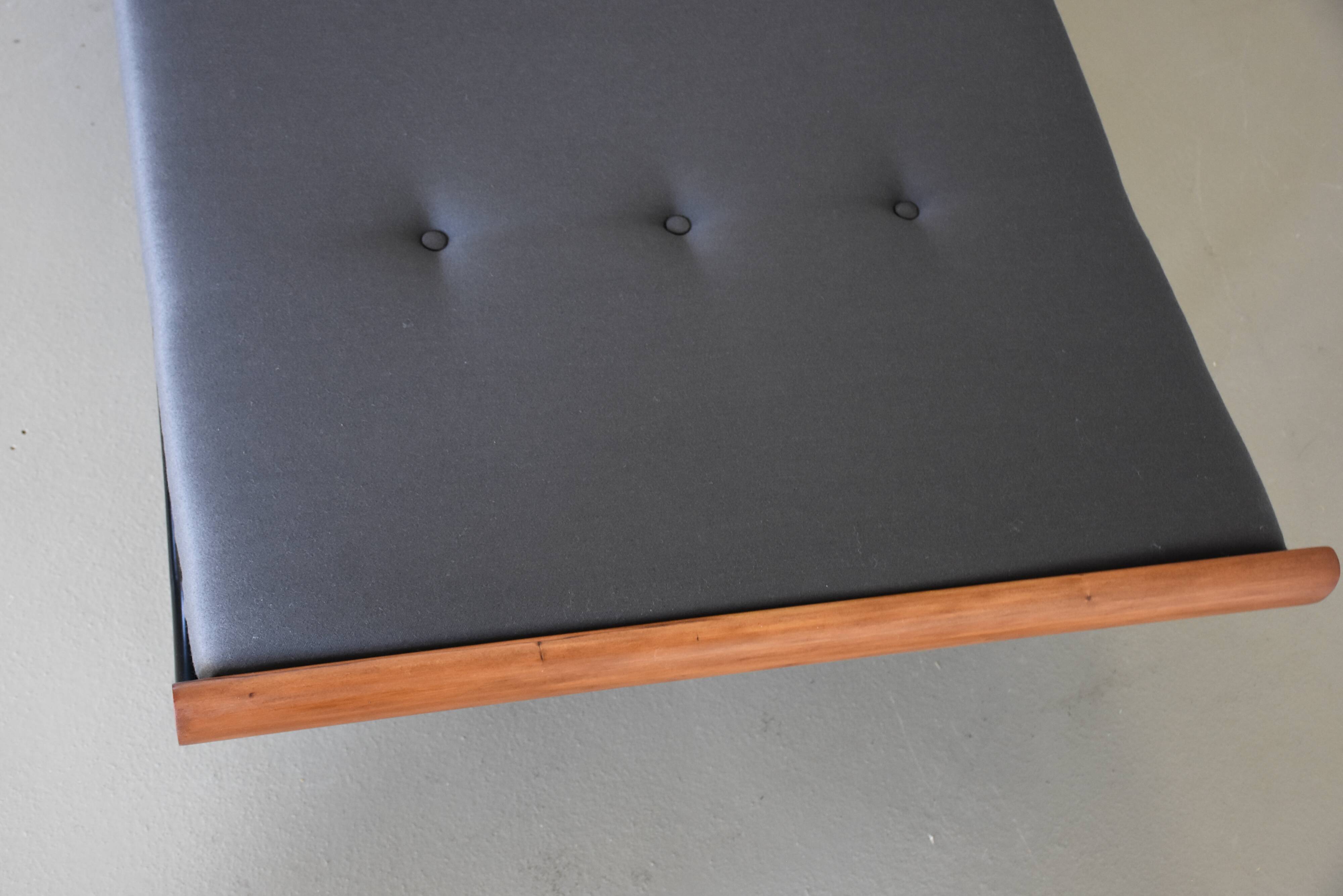 Cleopatra Daybed Reupholstered Mid Century Design Daybed 60s