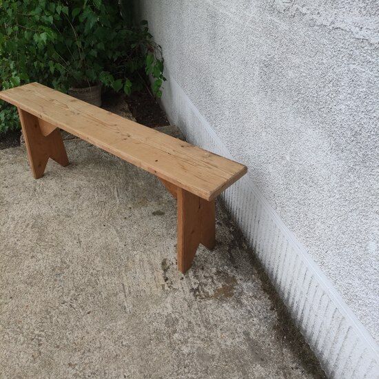 Farm bench