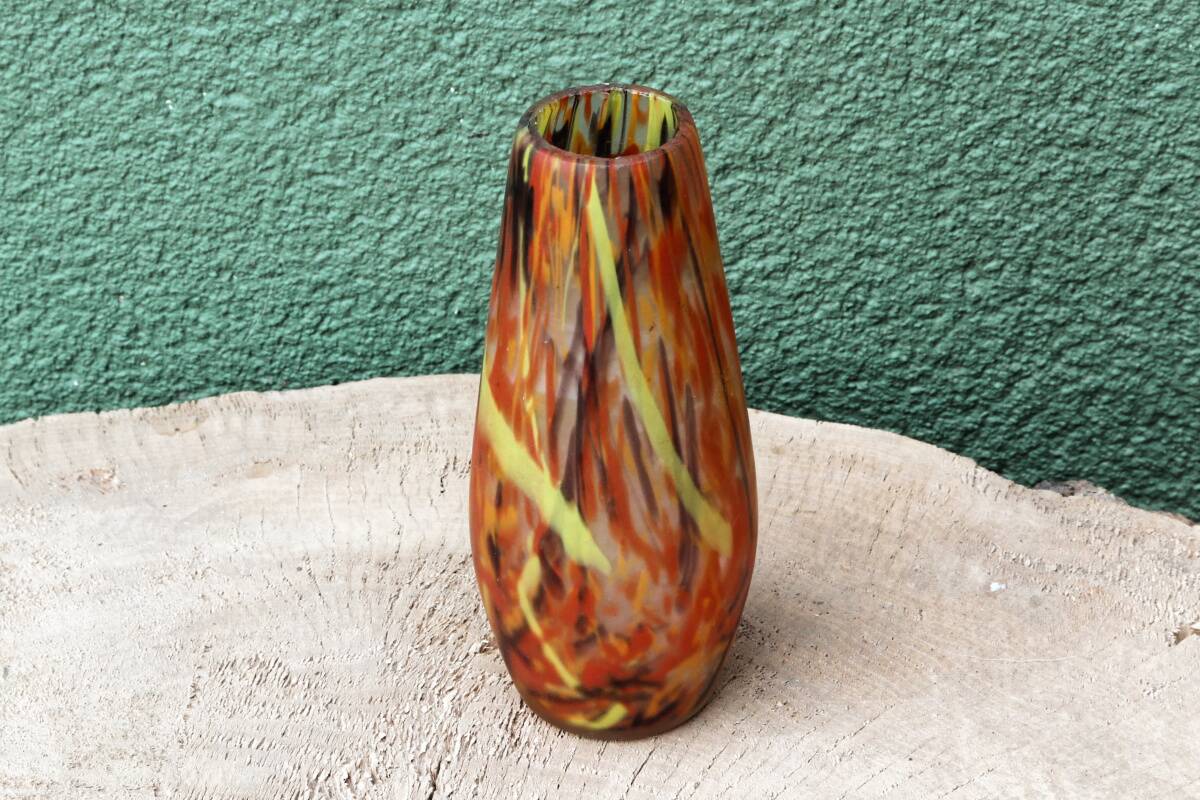 Vase en pate de verre, soufflé