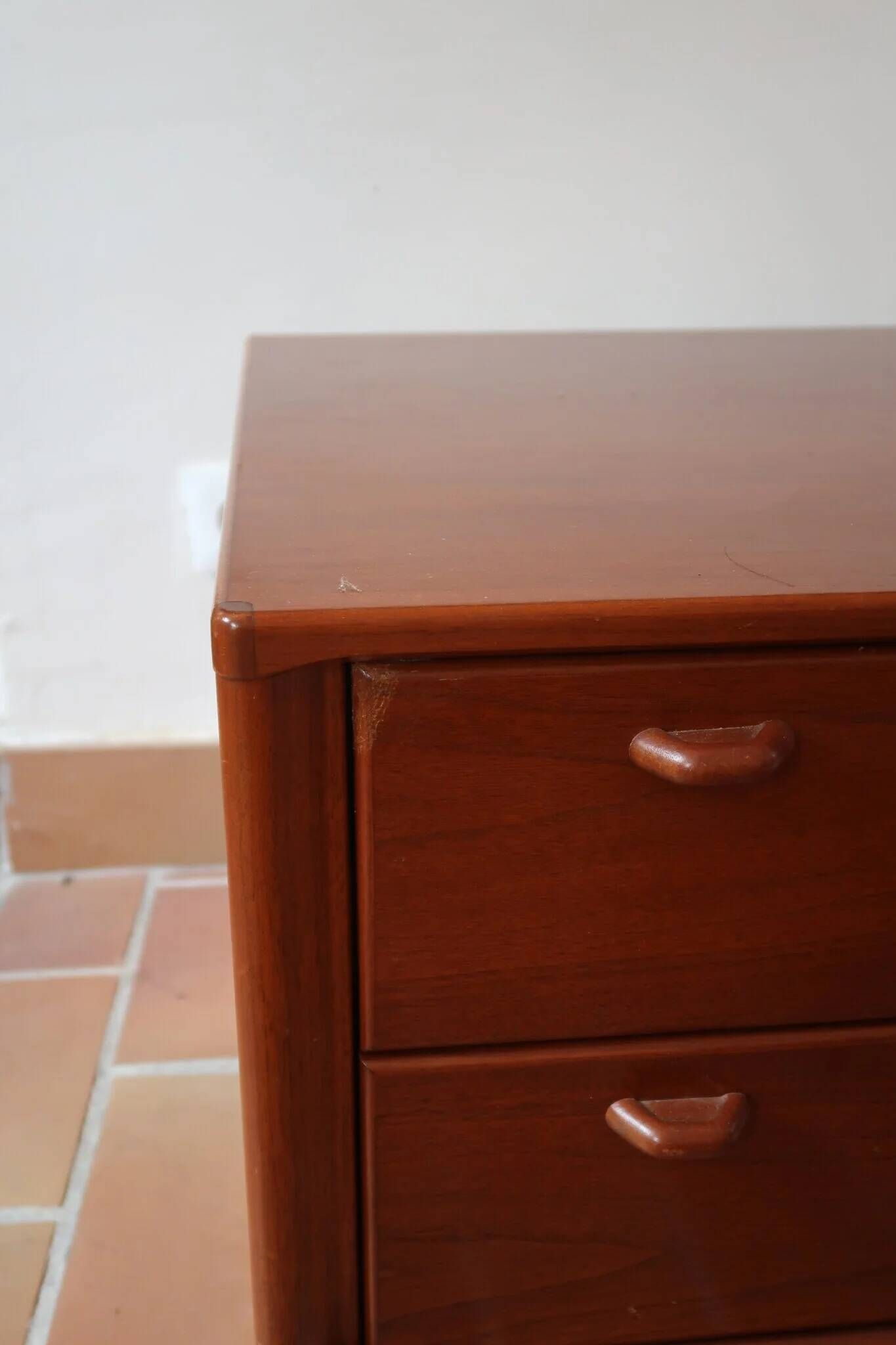 Small piece of furniture with 2 drawers in teak, bedside table or end table.