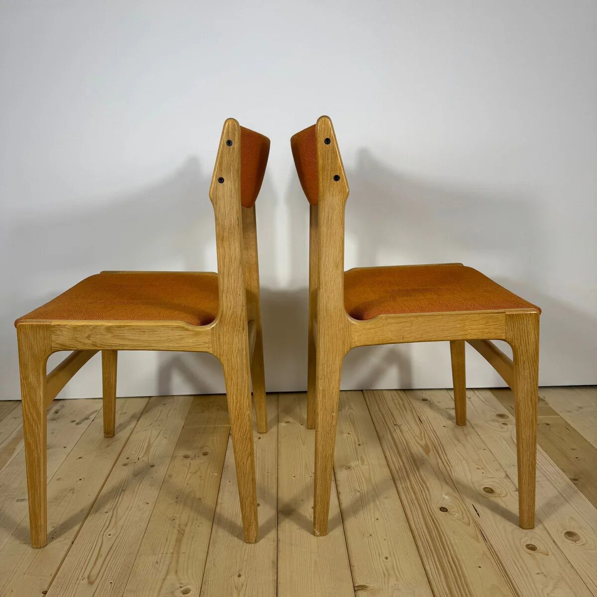 Set of 6 vintage Danish chairs from the 1960s – Mid-Century design