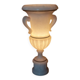 Antique style lamp with marble effect