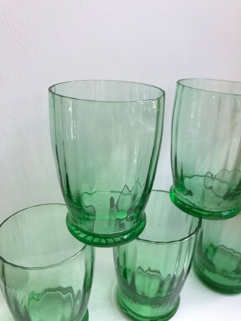 Set of 5 green art deco water glasses 30s-40s