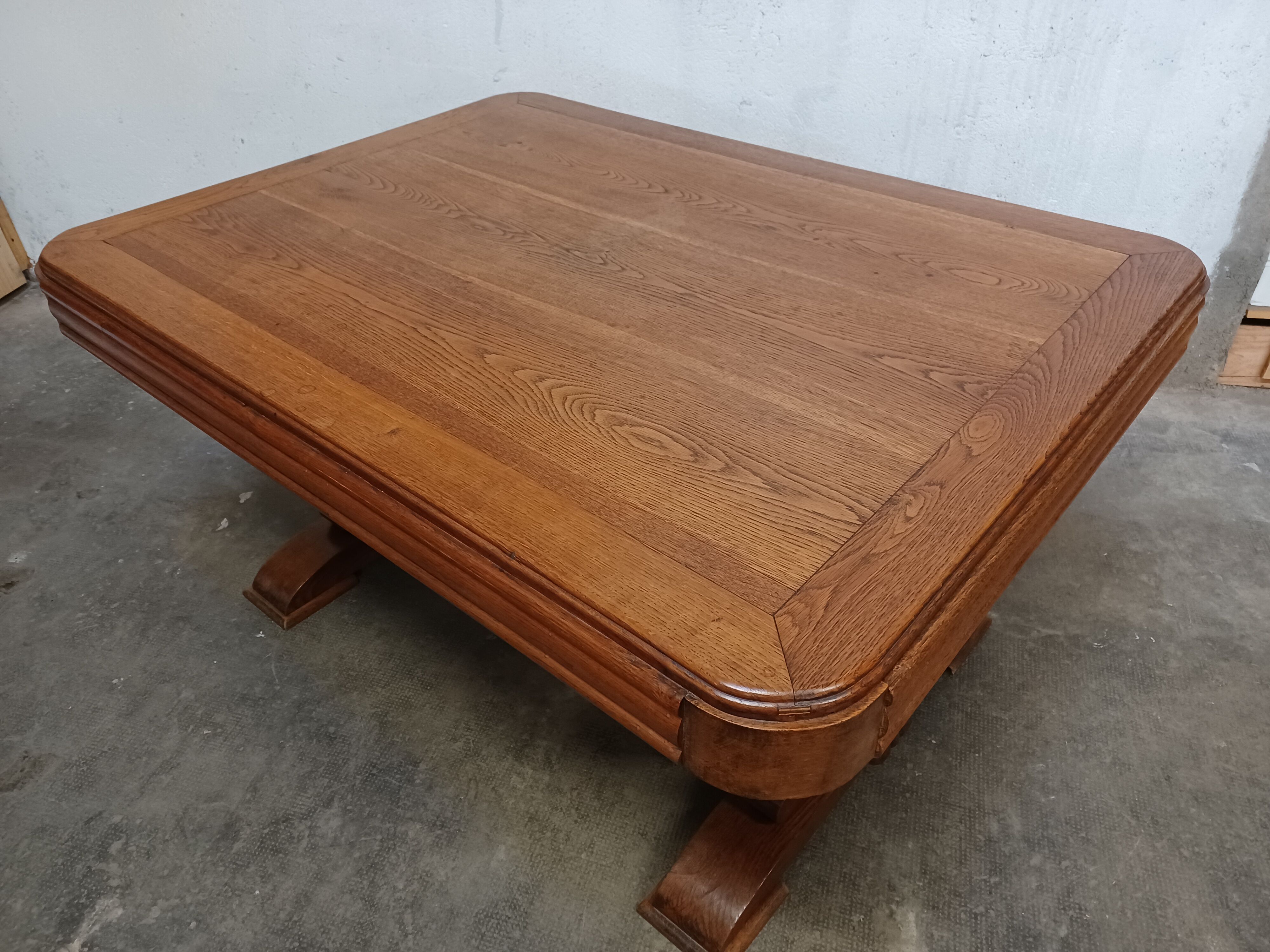 Table Art Deco, 1940