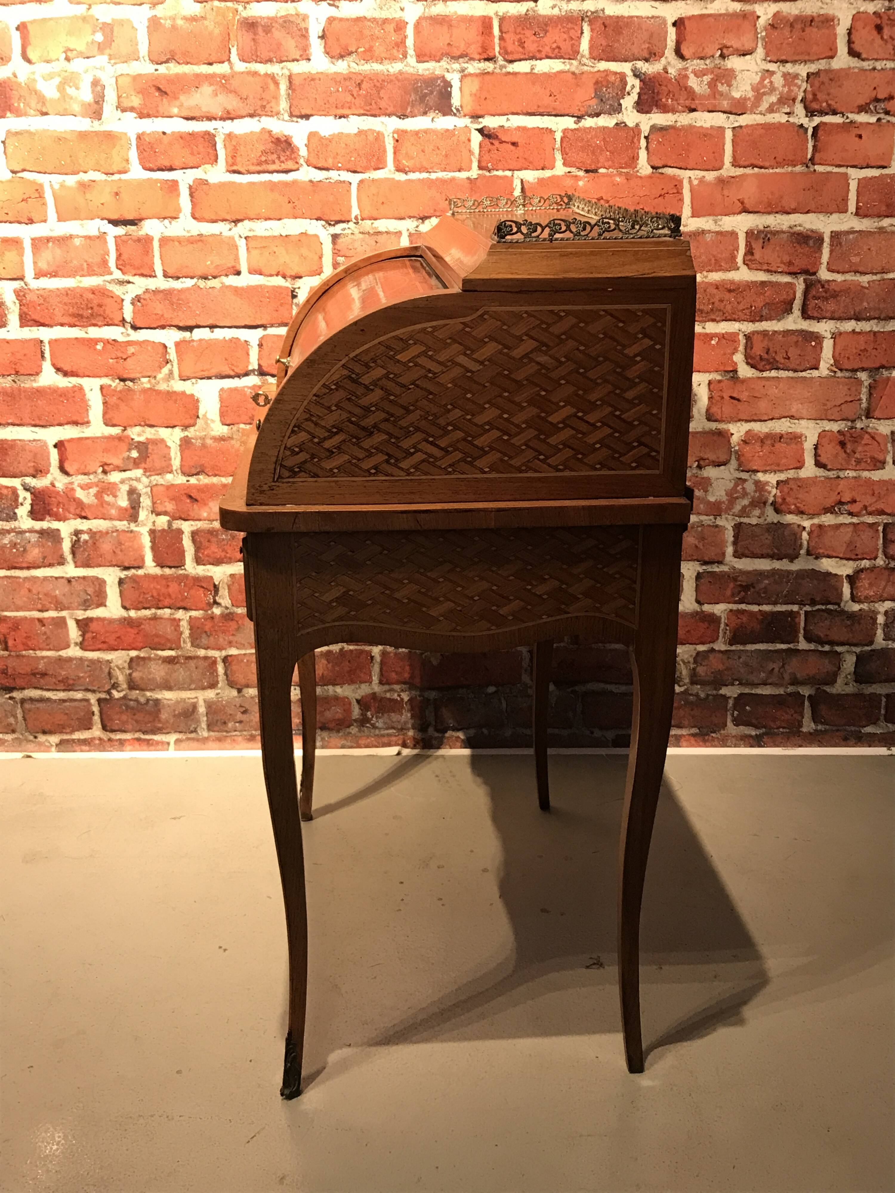 Wooden cylinder secretary