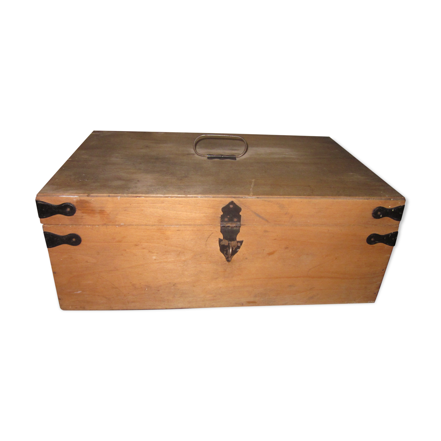 Coffre ancien en bois