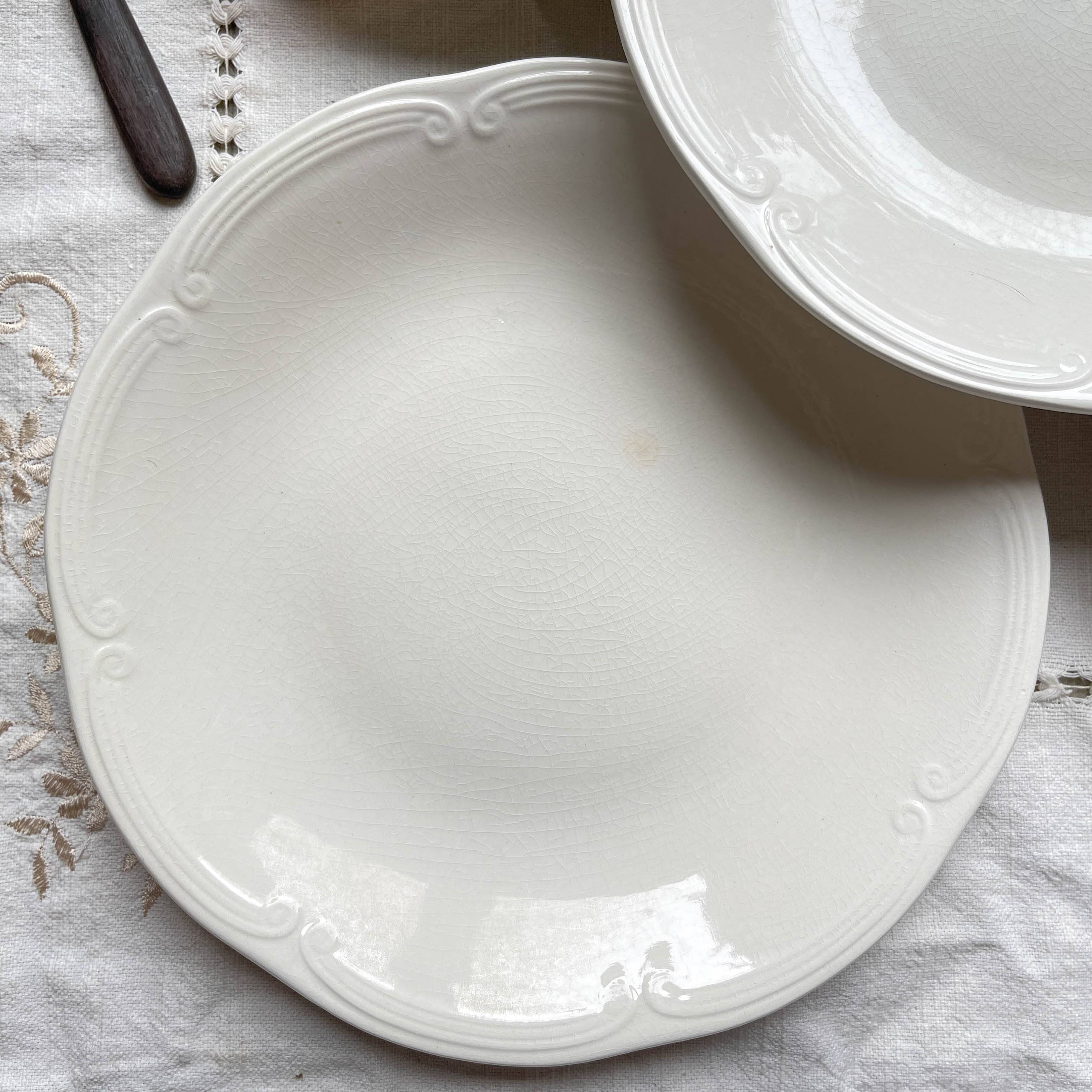 5 vintage Gien earthenware plates from France, mismatched, vintage blue pattern