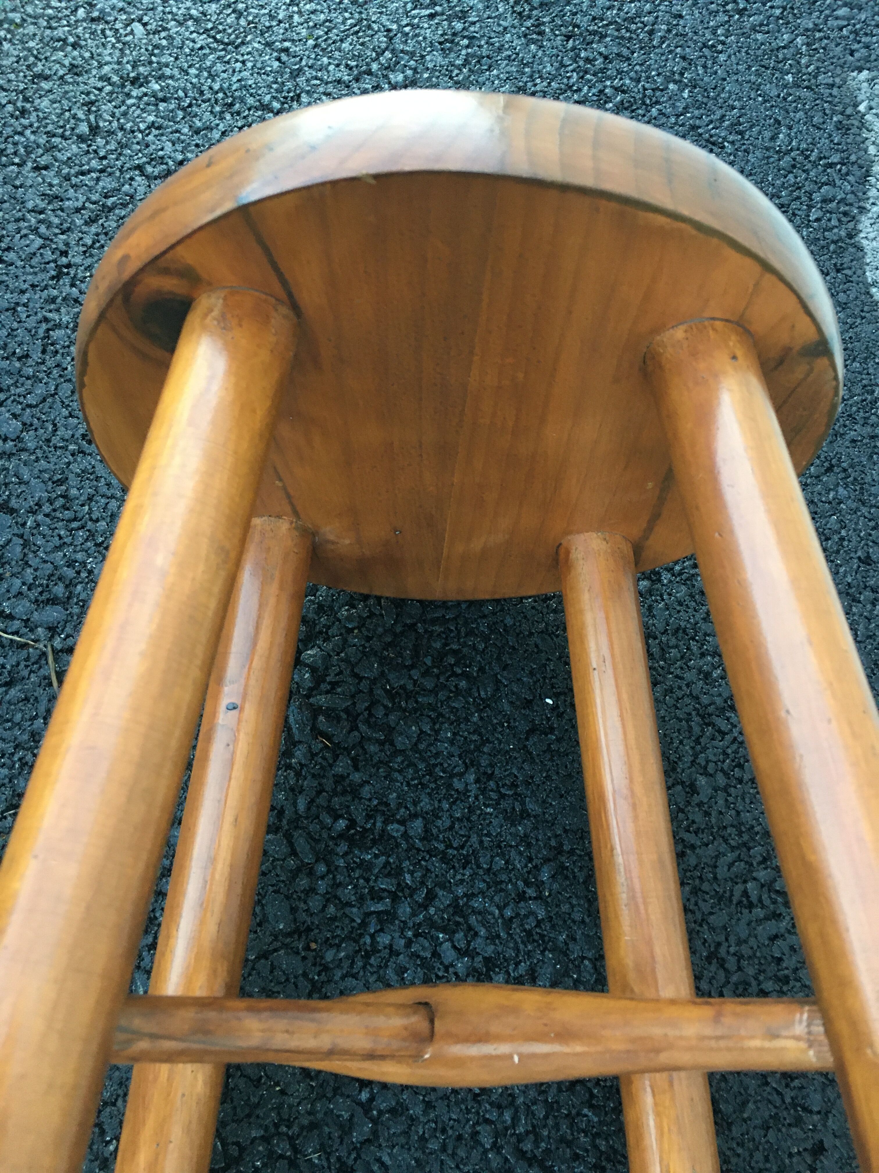 Verni wooden stool