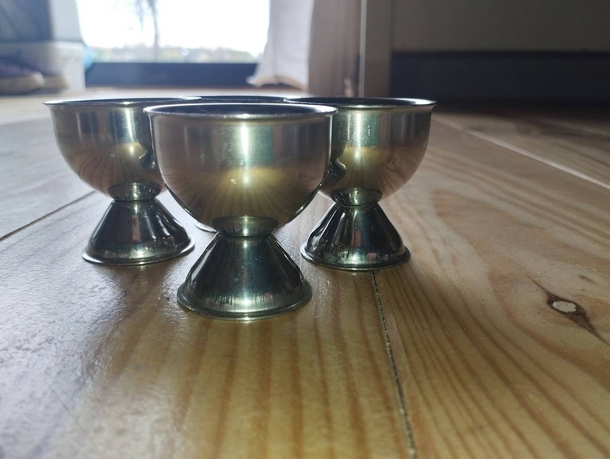 Set of 4 silver-plated egg cups – 1960s
