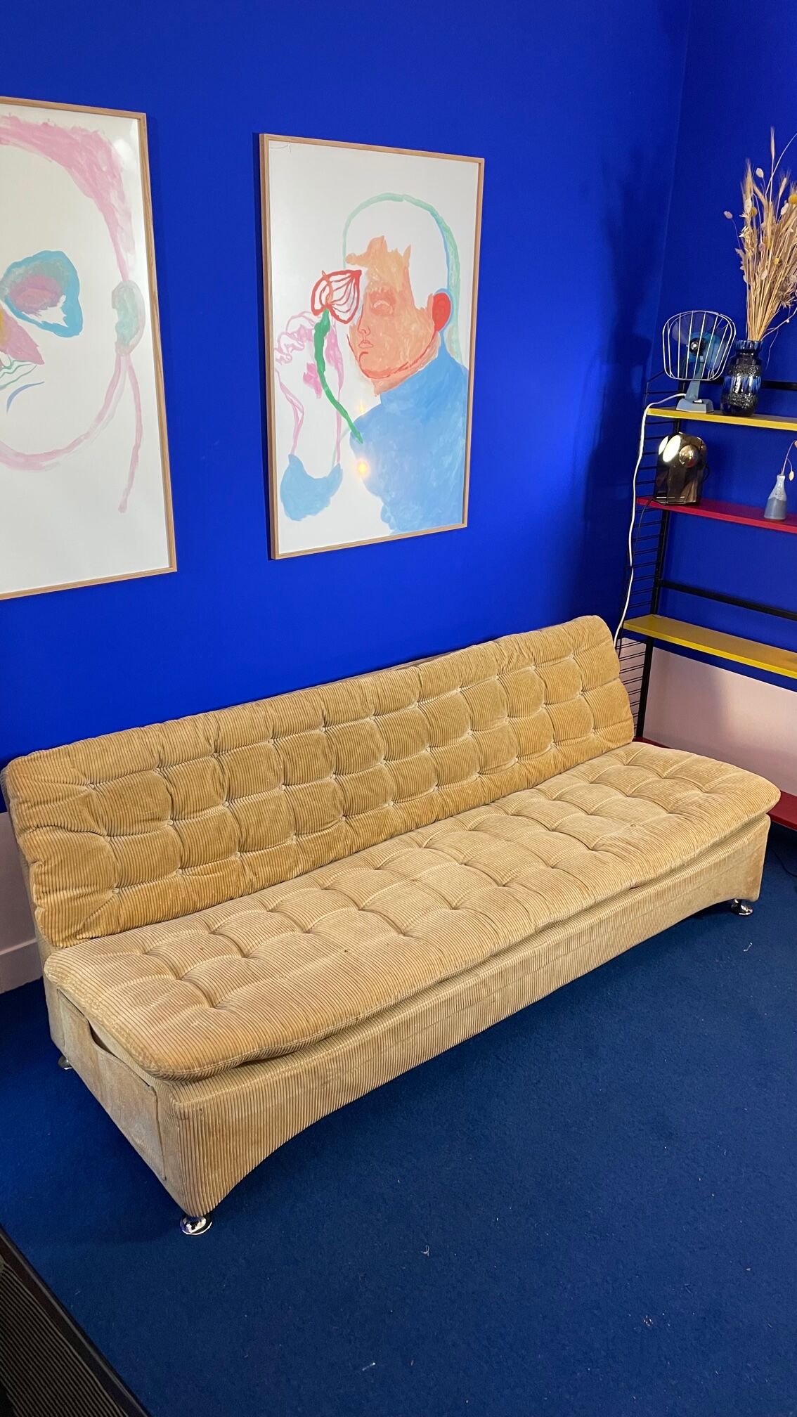 Vintage sofa from the 70s in corduroy