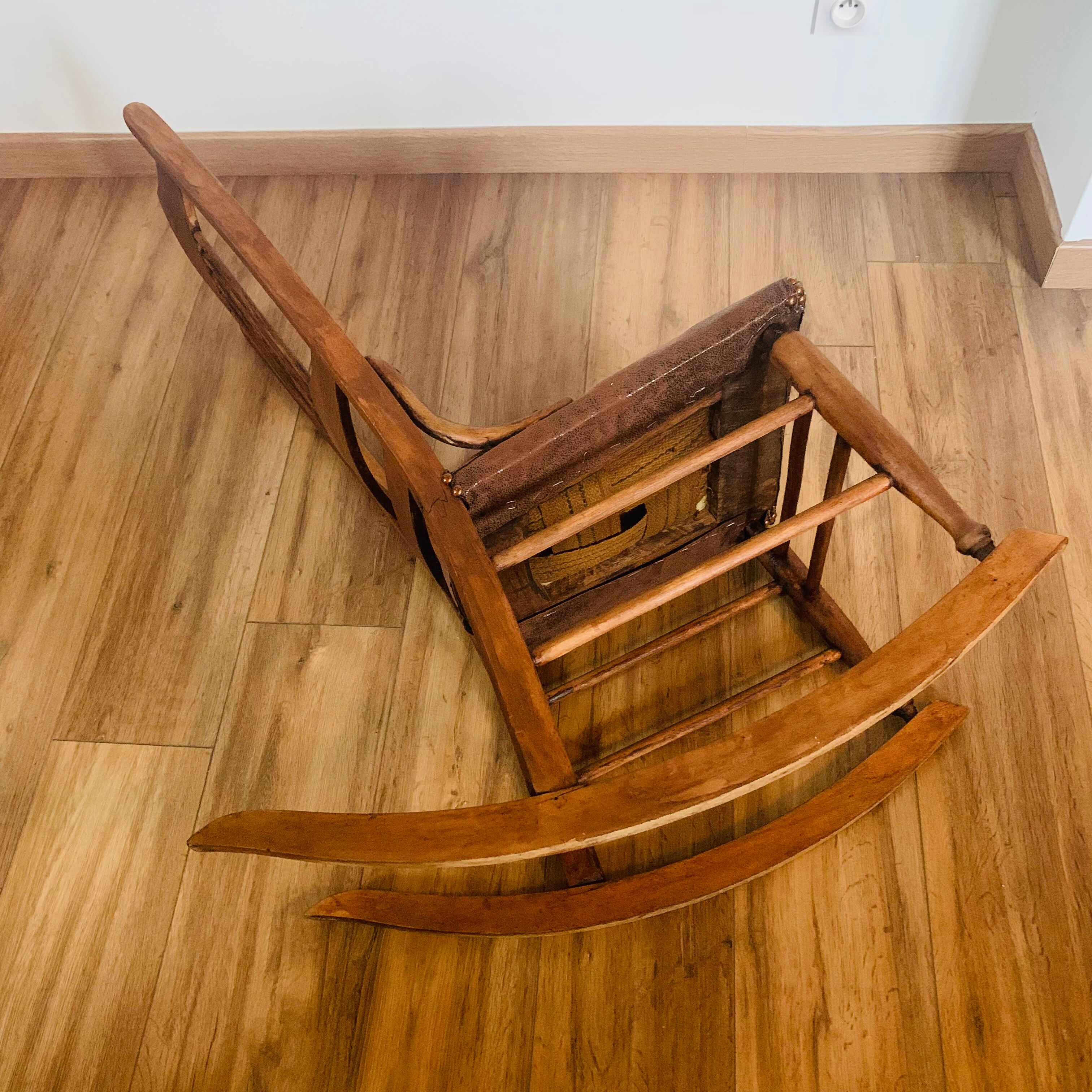 Vintage rocking chair
