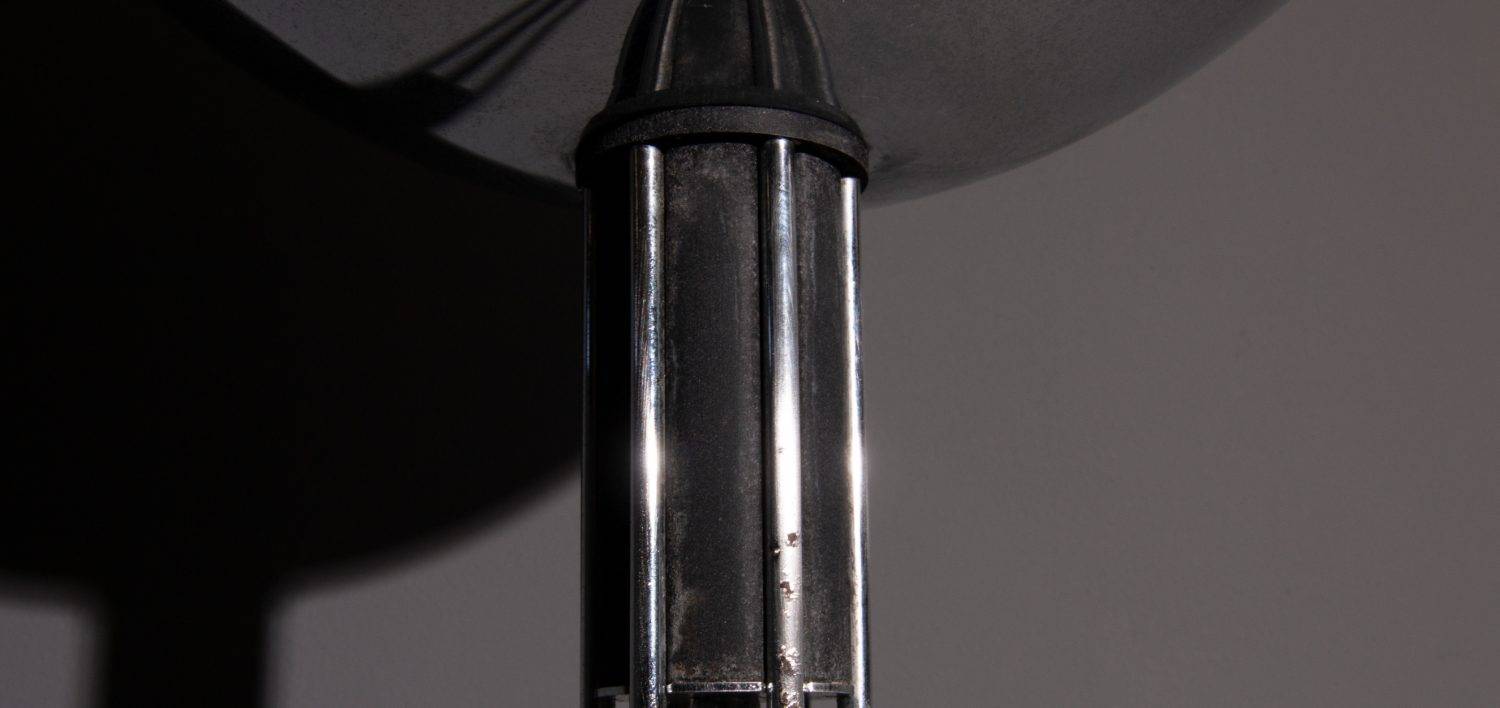 Italian design floor lamp from the years 70