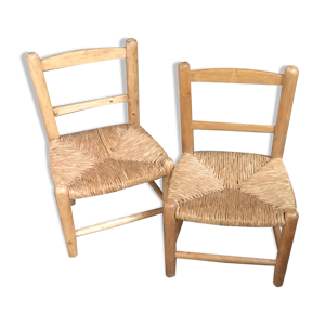 Deux chaises paillées