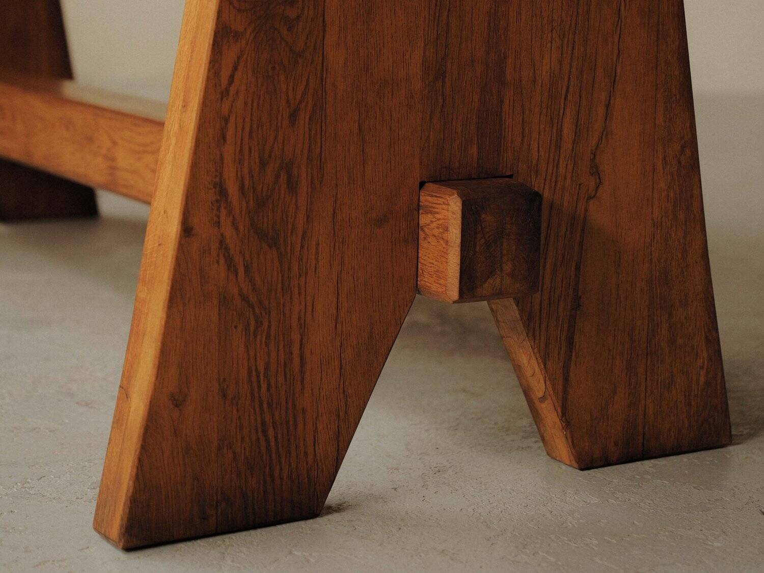 Brutalist dining table in solid oak, France, circa 1980.