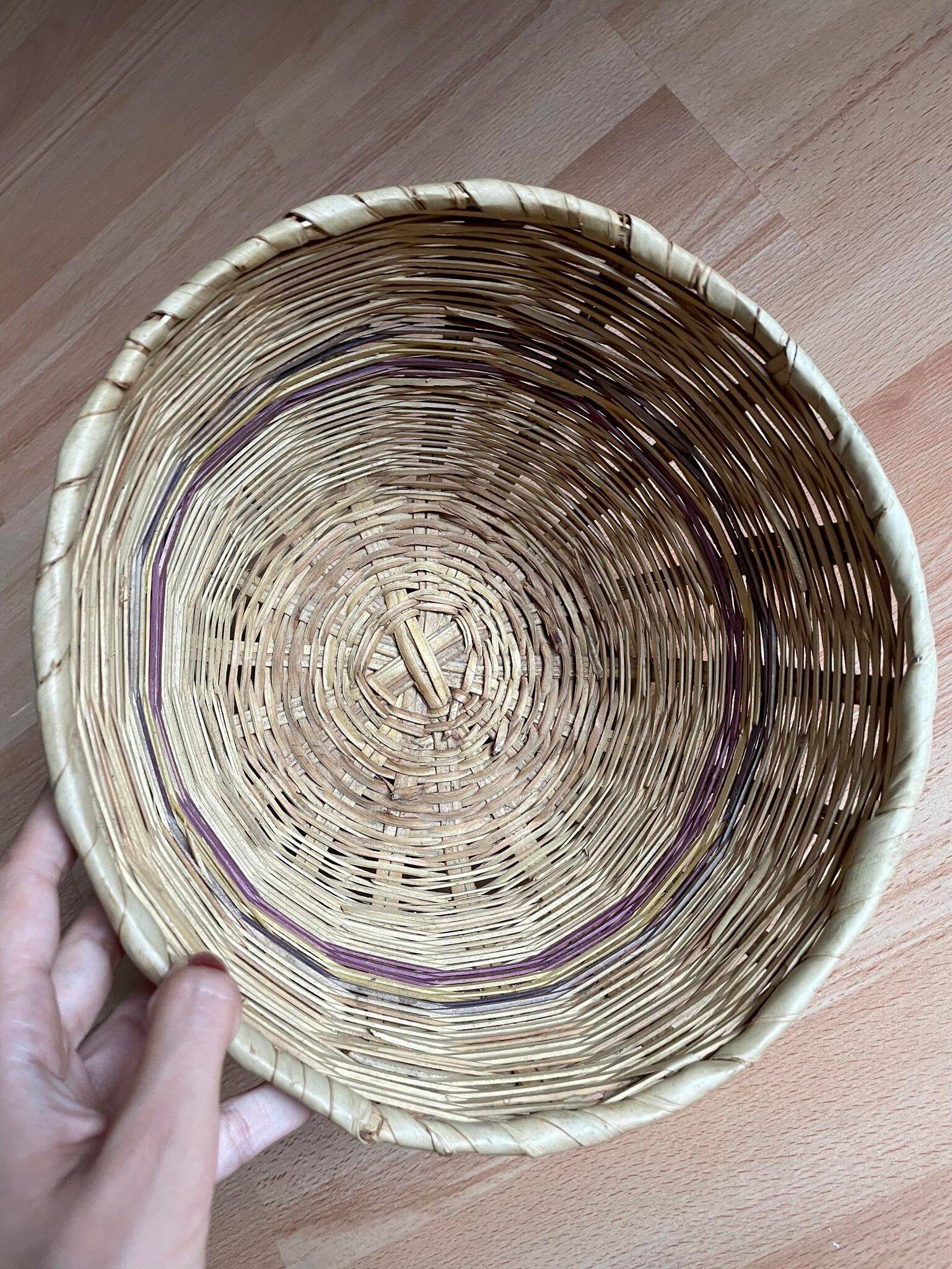 Wicker plant pot