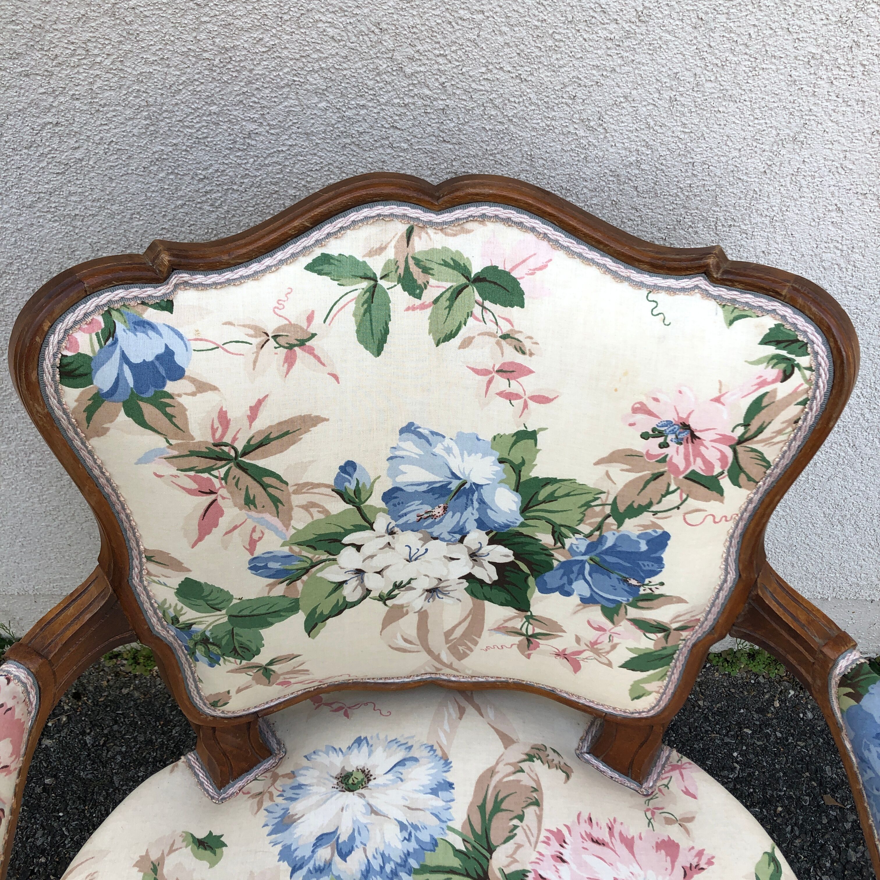 Cabriolet armchair