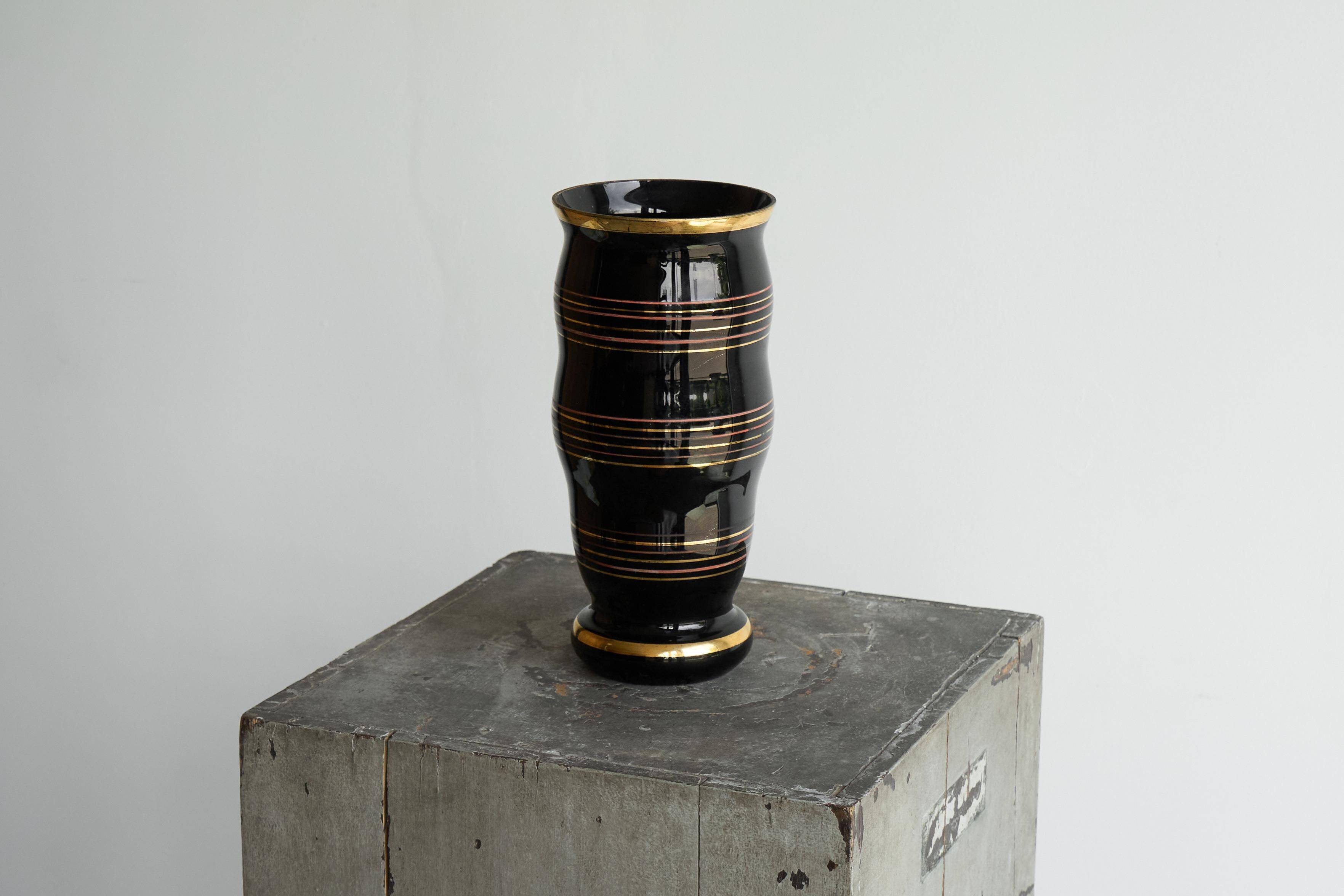Large sculptural glass vase from the 1940s.
