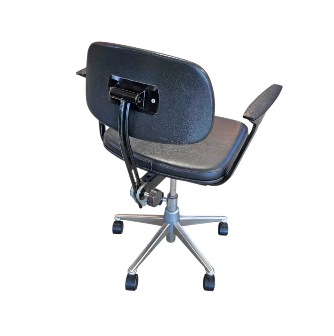 Mid-century desk chair by Friso Kramer for Ahrend de Cirkel / 1960s