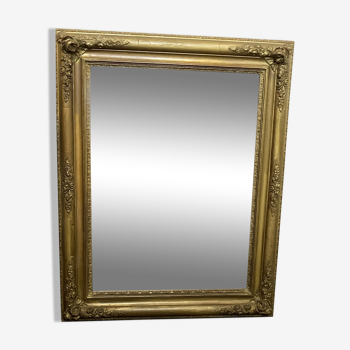 Ancien miroir en bois stuqué doré XIXème - 84x66cm