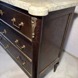 Commode 3 tiroirs de style Louis XVI, marbre et bronzes dorés