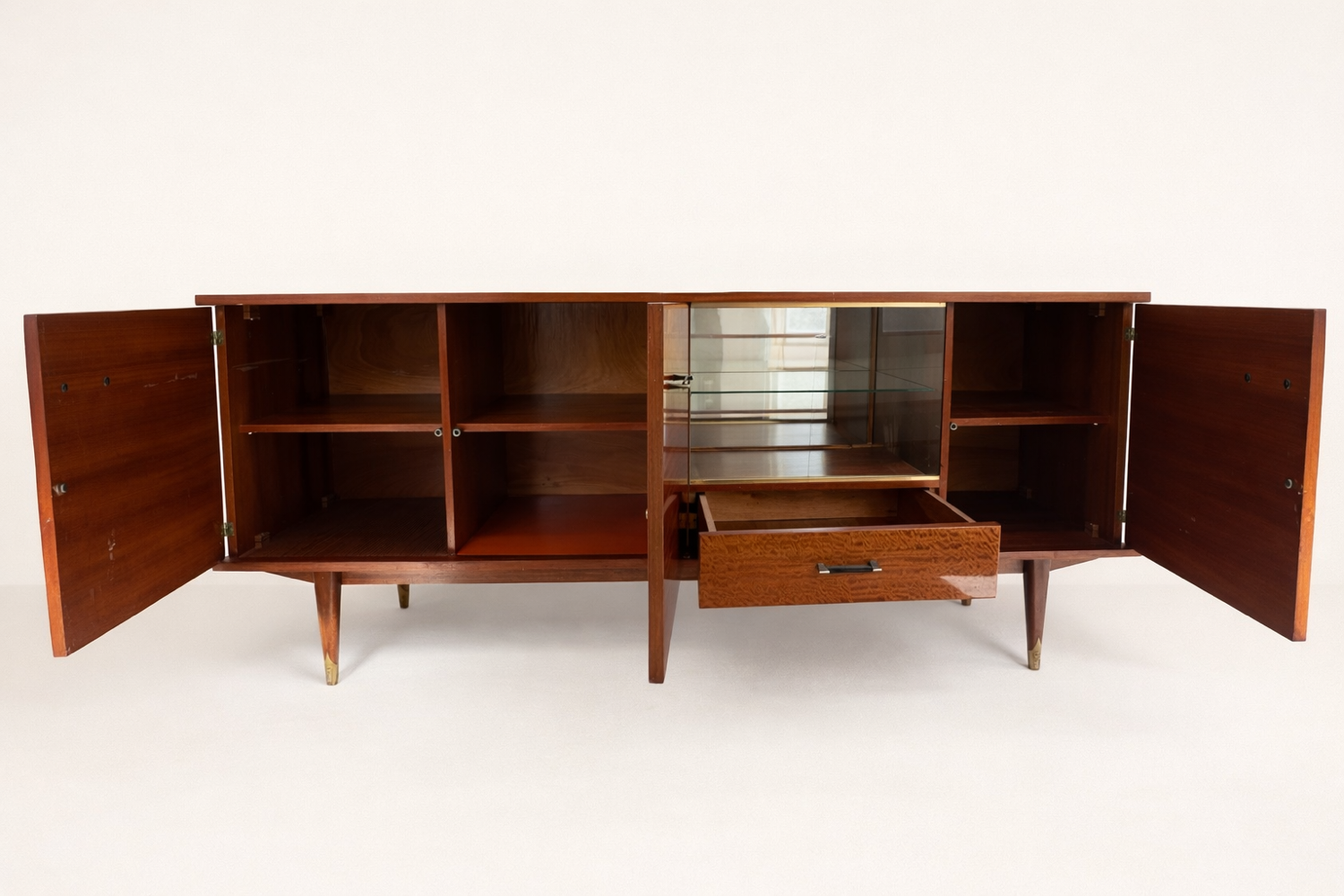 Large vintage sideboard from the 50s/60s, 210 cm.