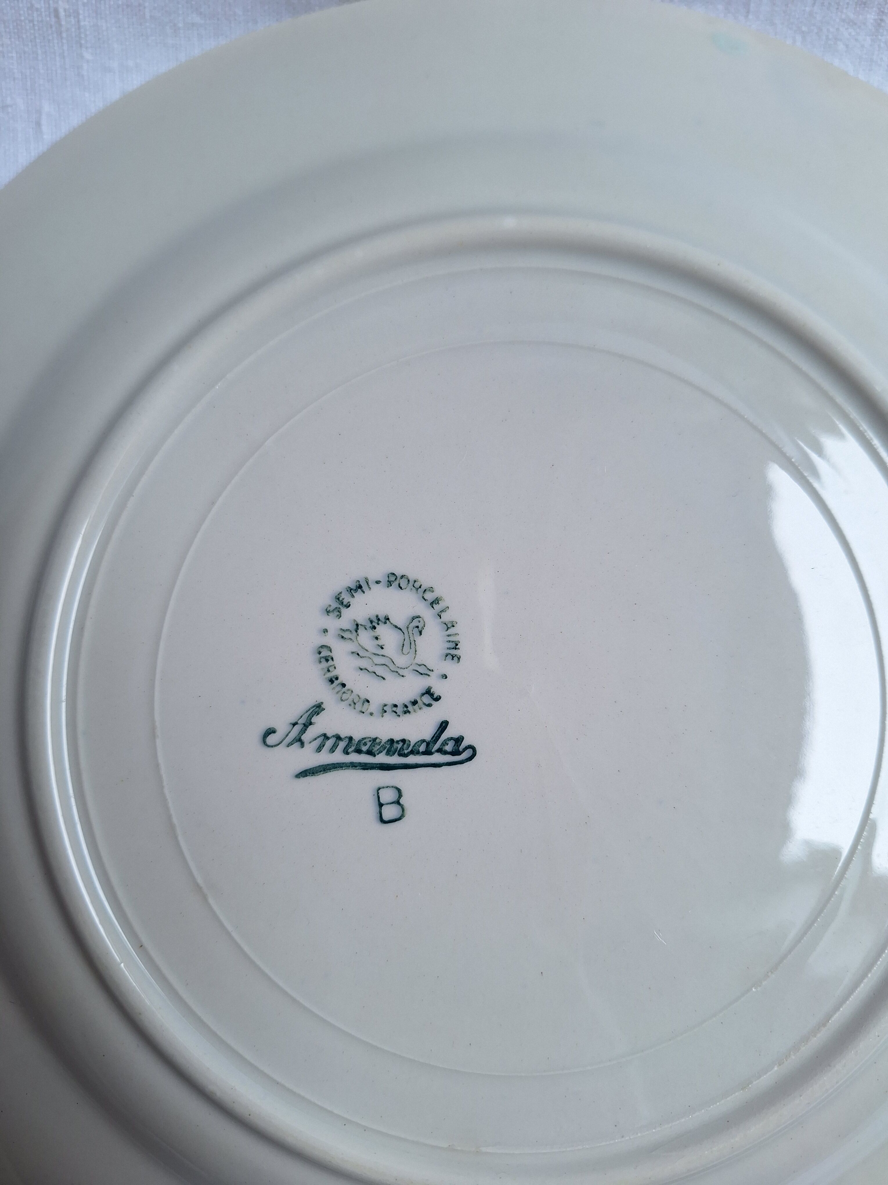 Assiettes plates Céranord - Modèle Amanda vert