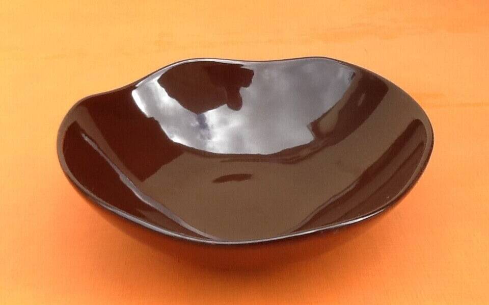 Small dish / Serving bowl Scandinavian polylobed ceramic