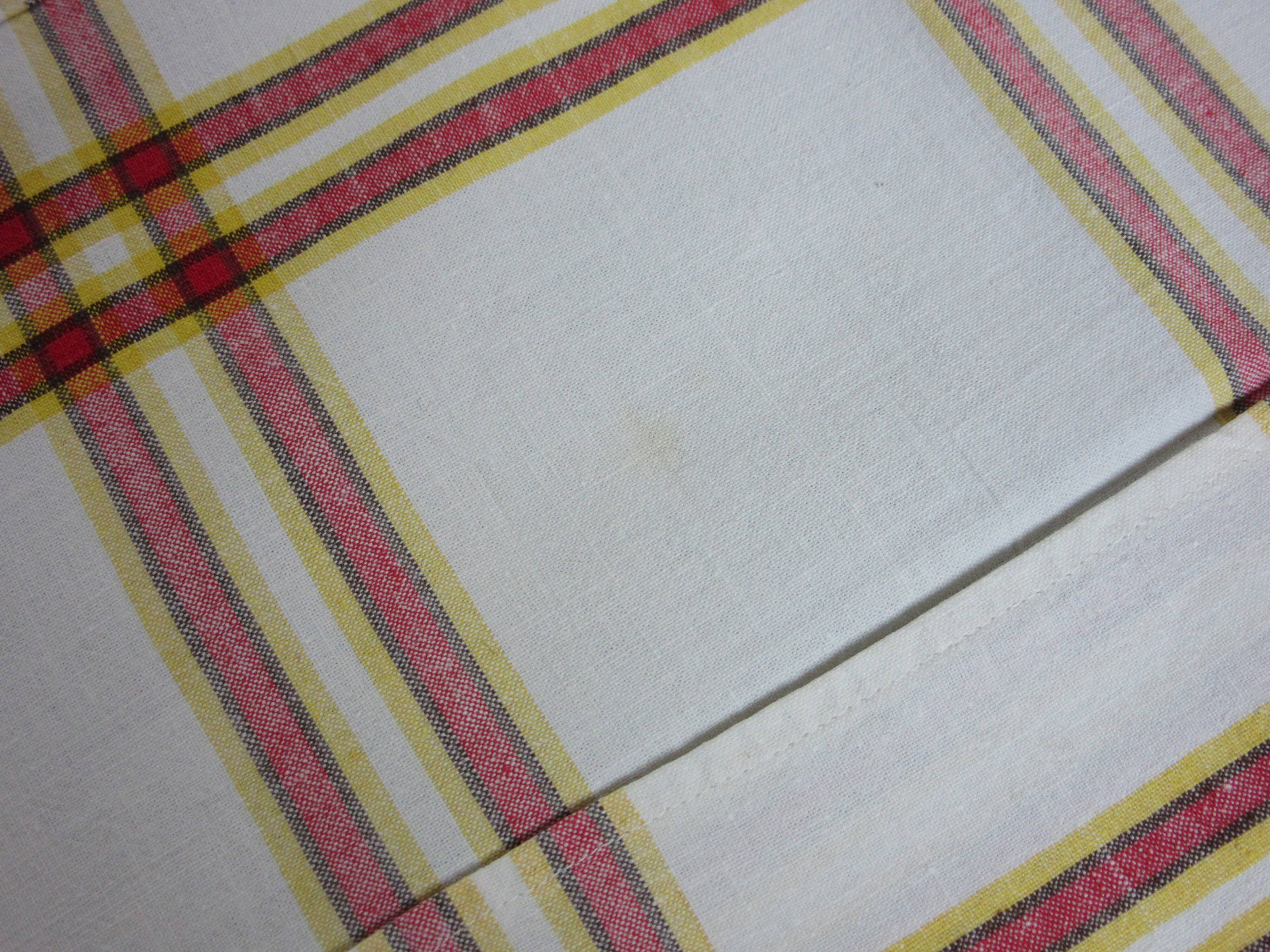 10 vintage napkins