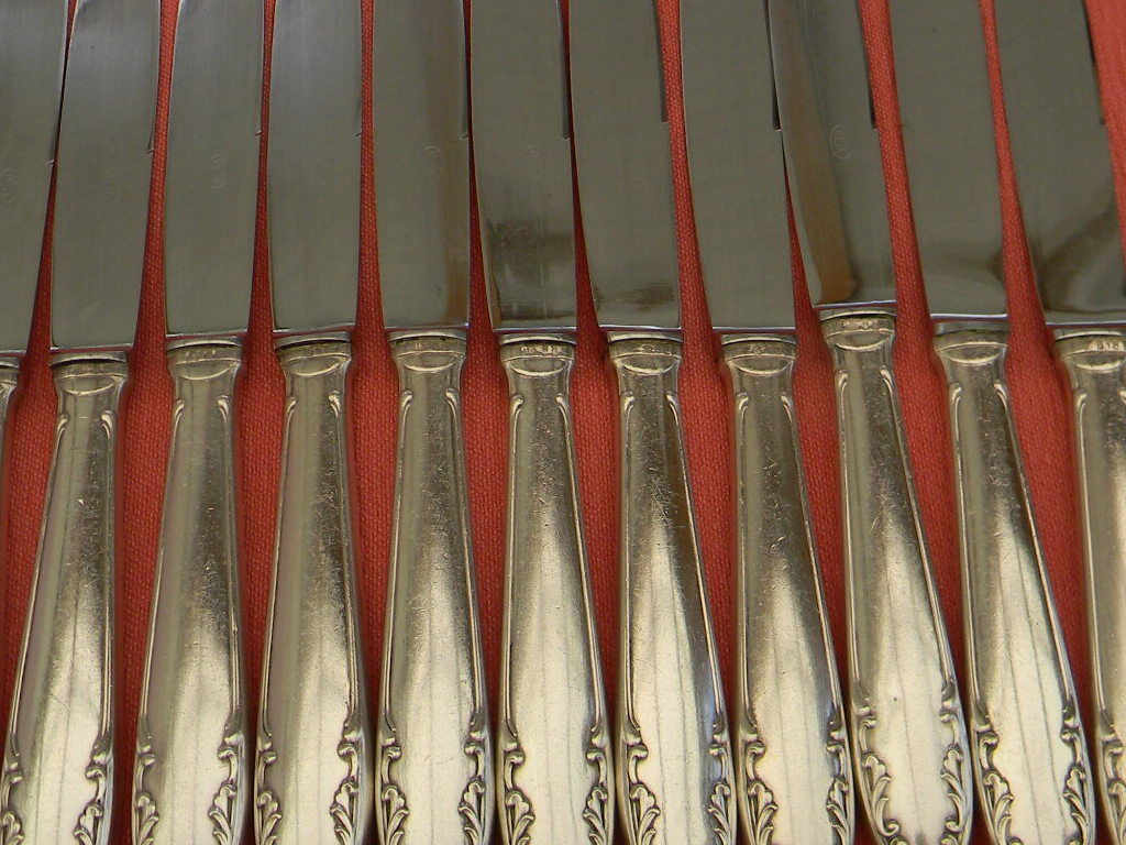 Set of 11 knives handle silver metal stainless steel blade