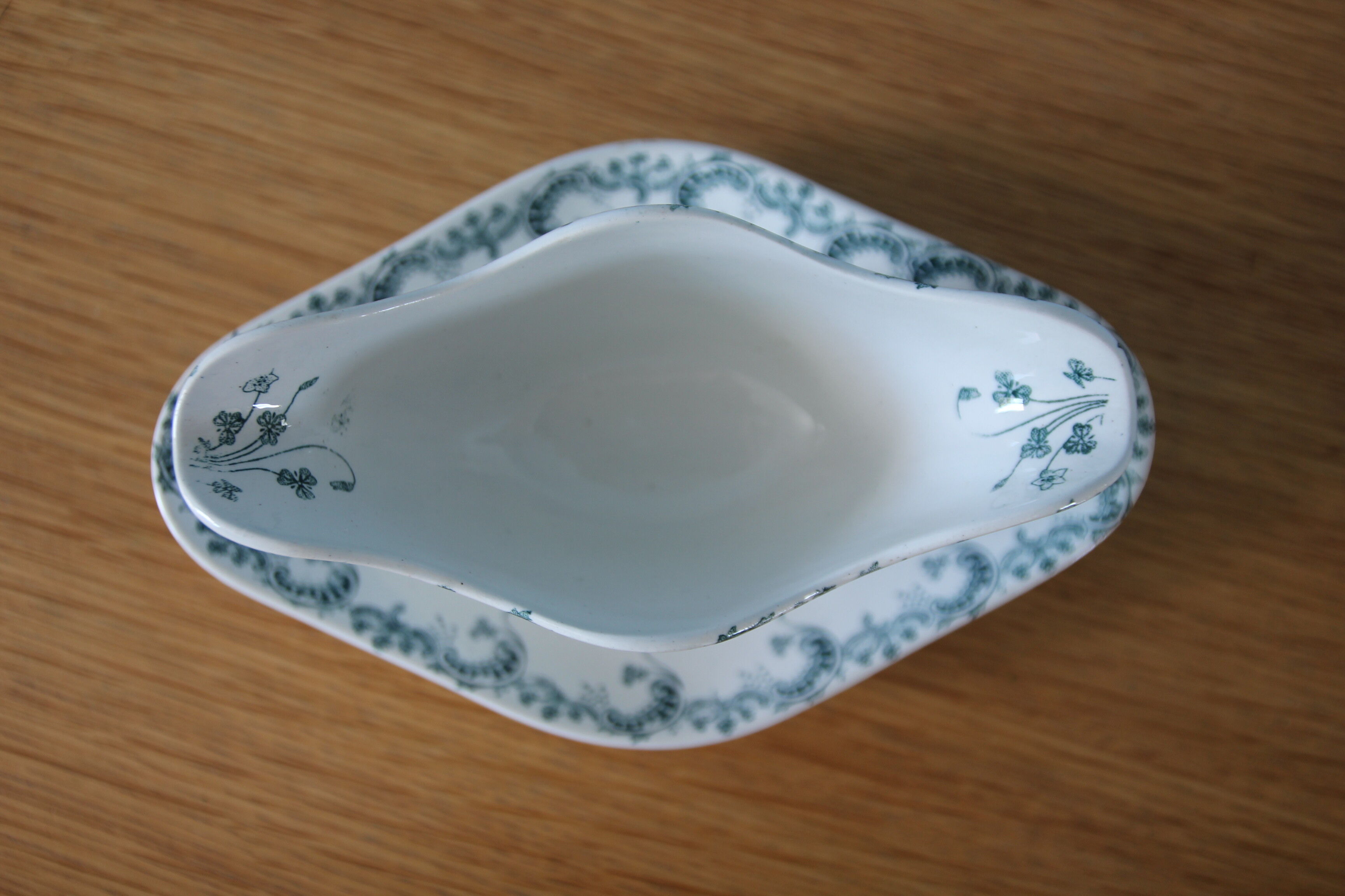 Saucière iron earth Byzantine model of Saint Amand and Hamage