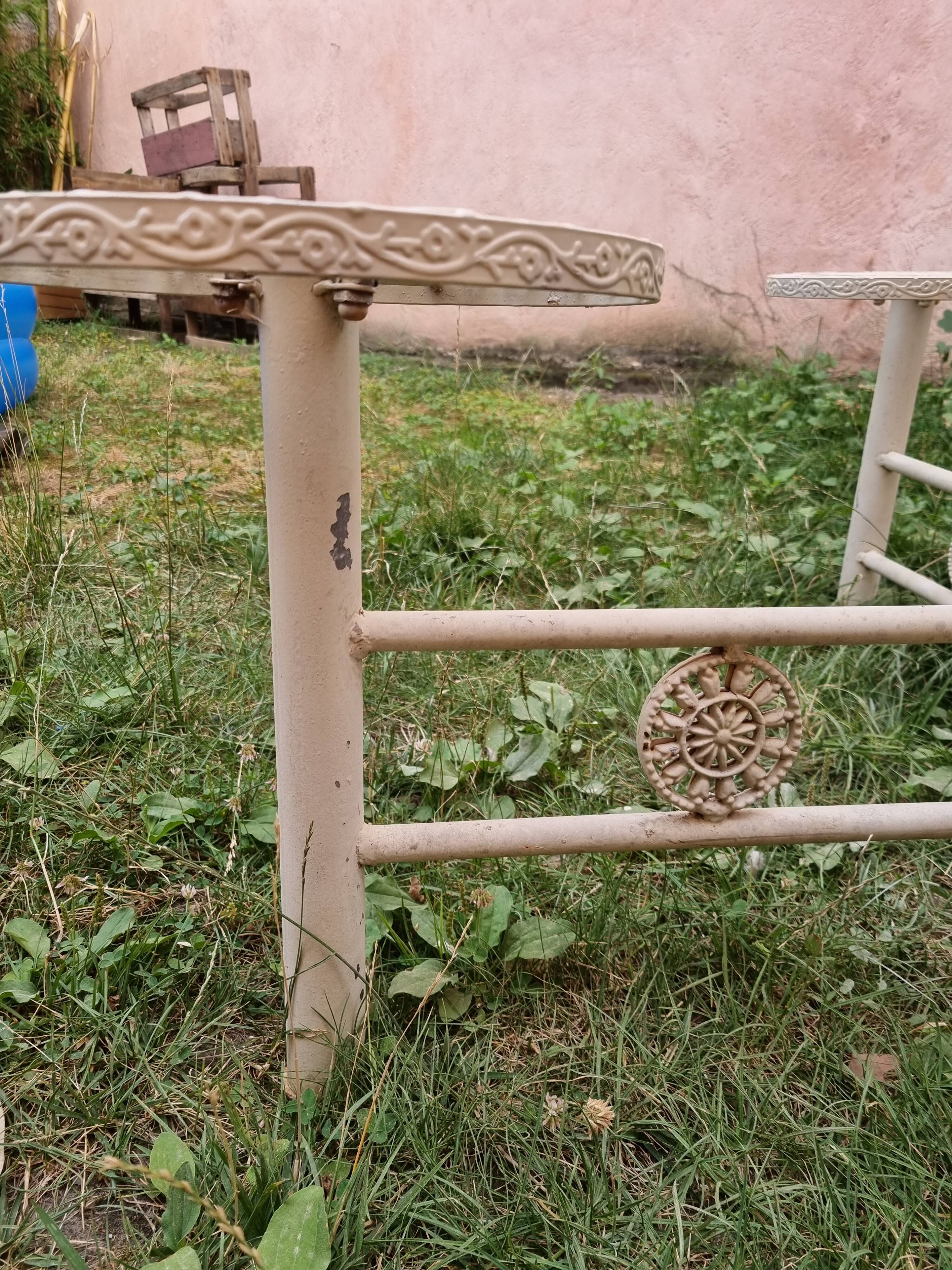 Metal garden table 60s