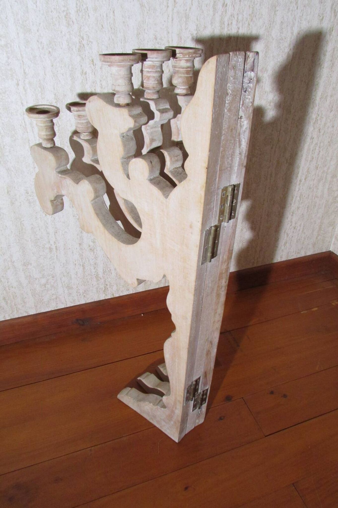 Wooden candlestick