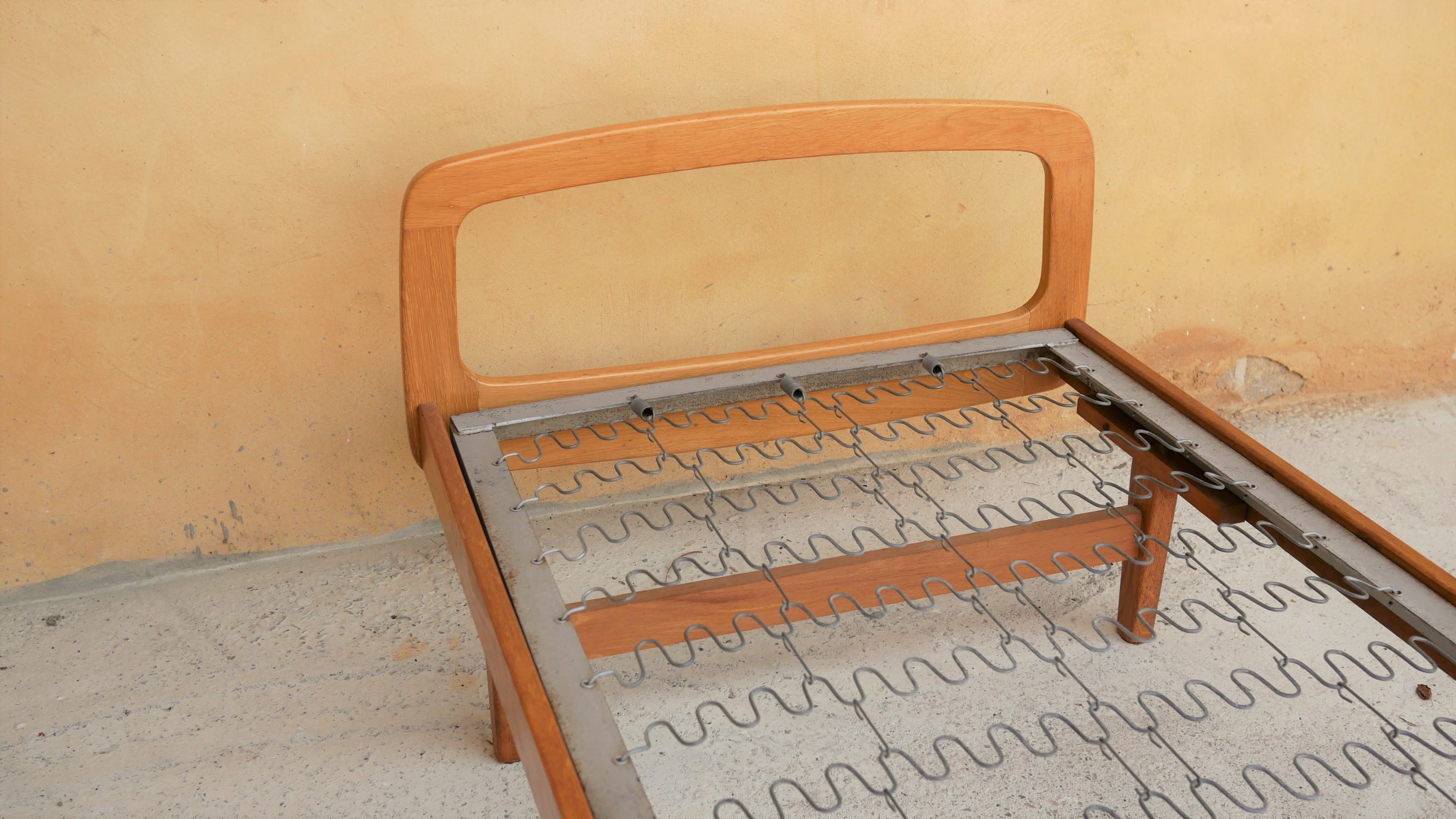 Daybed by J. Hauville for Bema editions