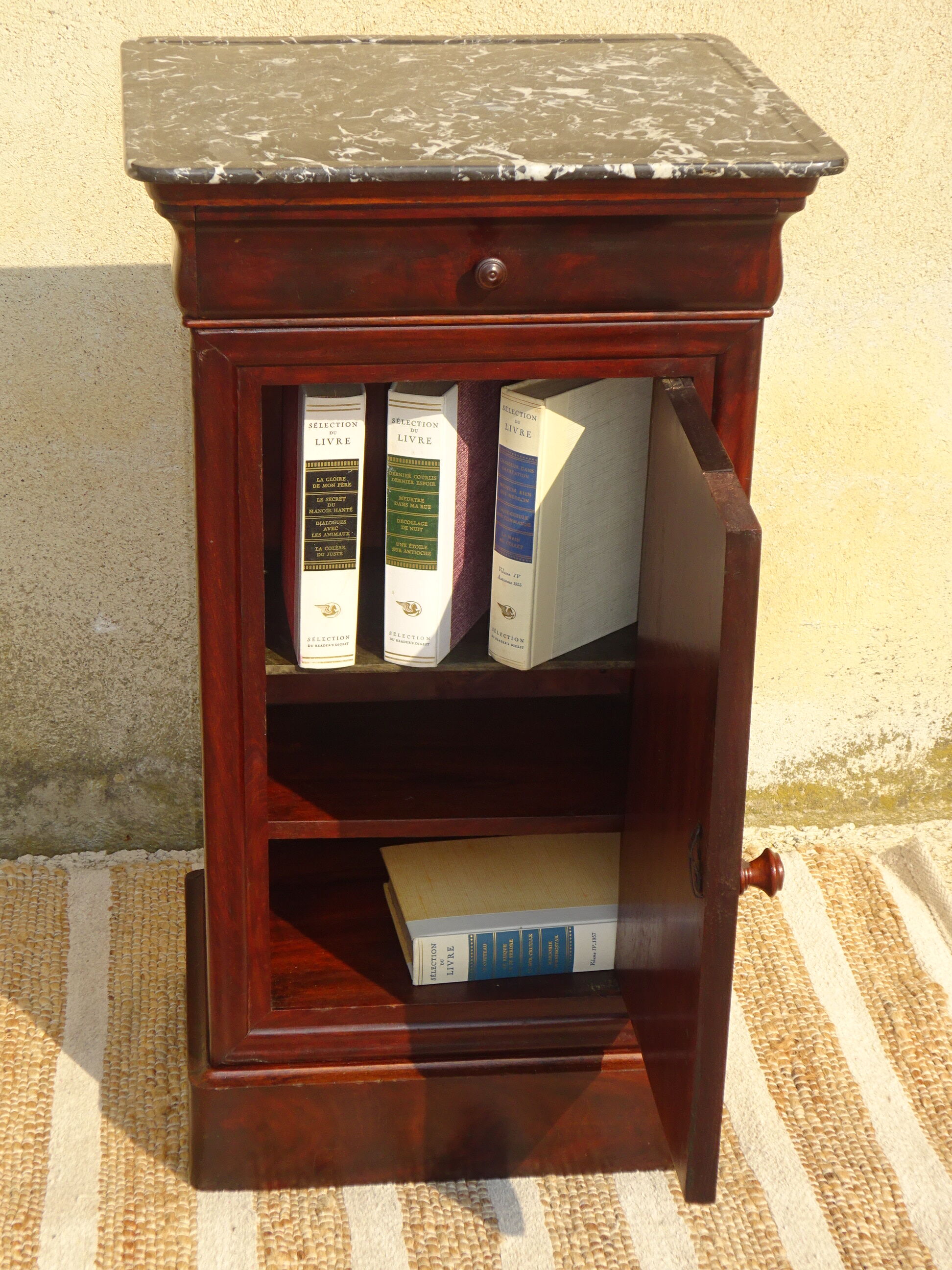 Louis-Philippe bedside in flamed mahogany