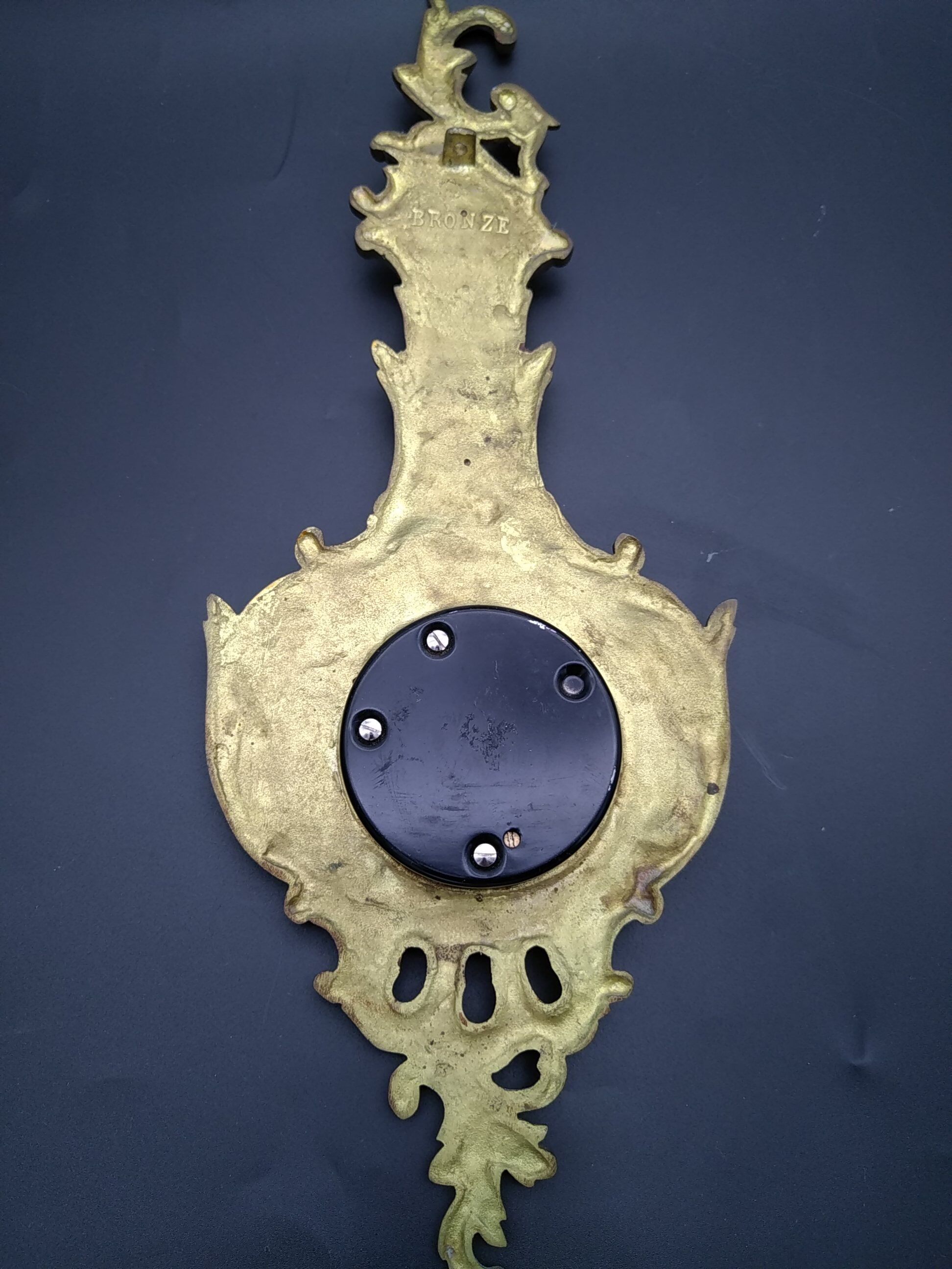 Barometer in gilded bronze, Louis XV style