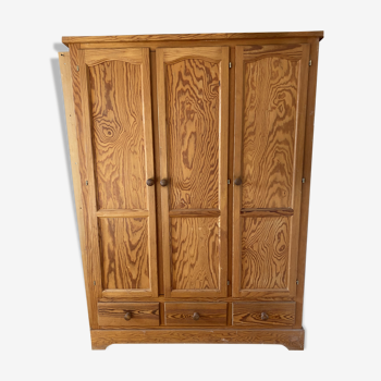 Armoire penderie en pin massif